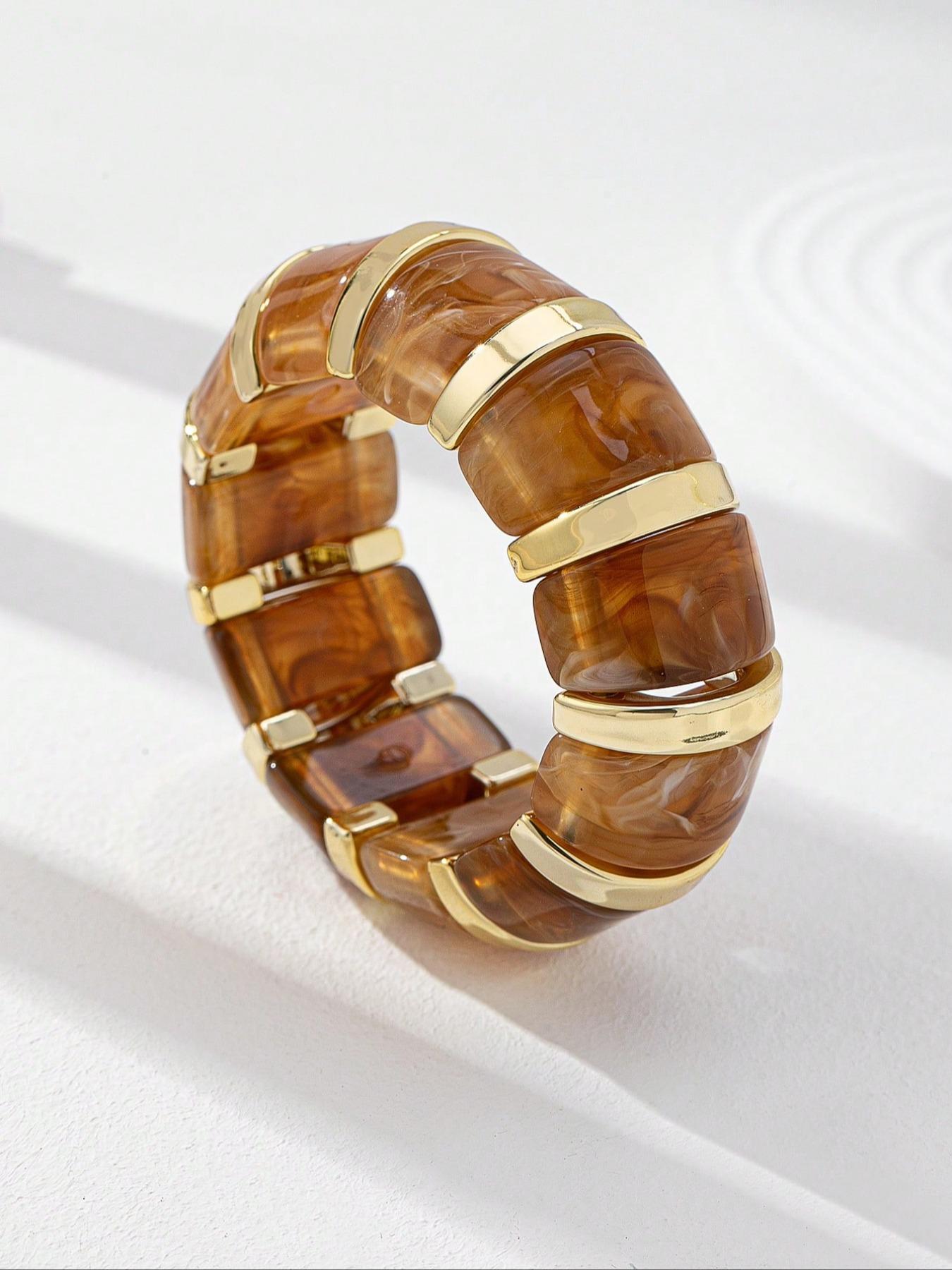 Women's 6-Piece Resin Cuff Bangle Bracelet Set, Irregular Shape Oversized Chunky Metal Clasp, Acrylic Bracelets for Daily Wear & Parties, Trendy Stack Bangle