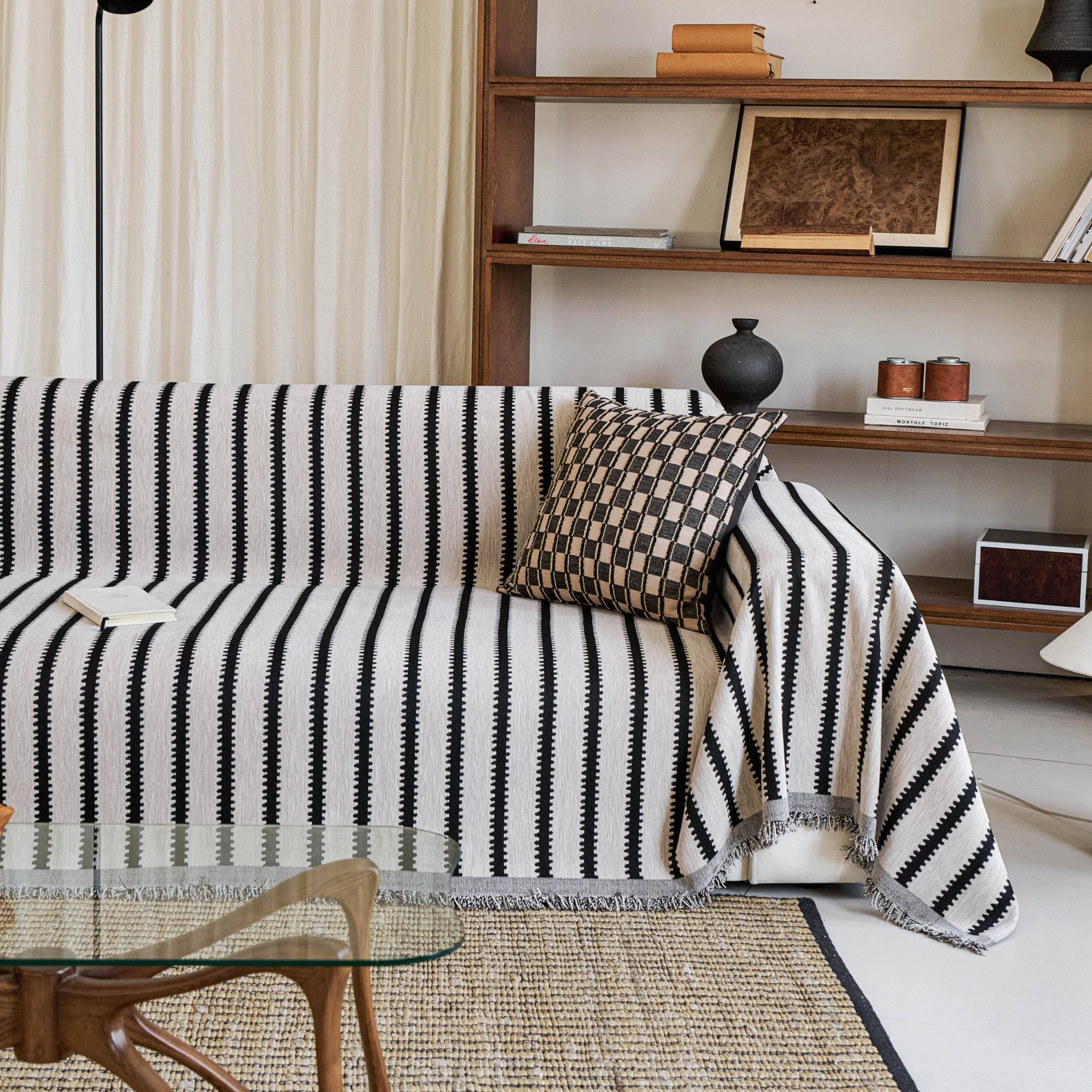 Boho Style Chenille Sofa Cover, Geometric Pattern, Reusable All-Season Sofa Protector, Anti-Scratch Non-Slip, Ideal for Living Room & Airbnb