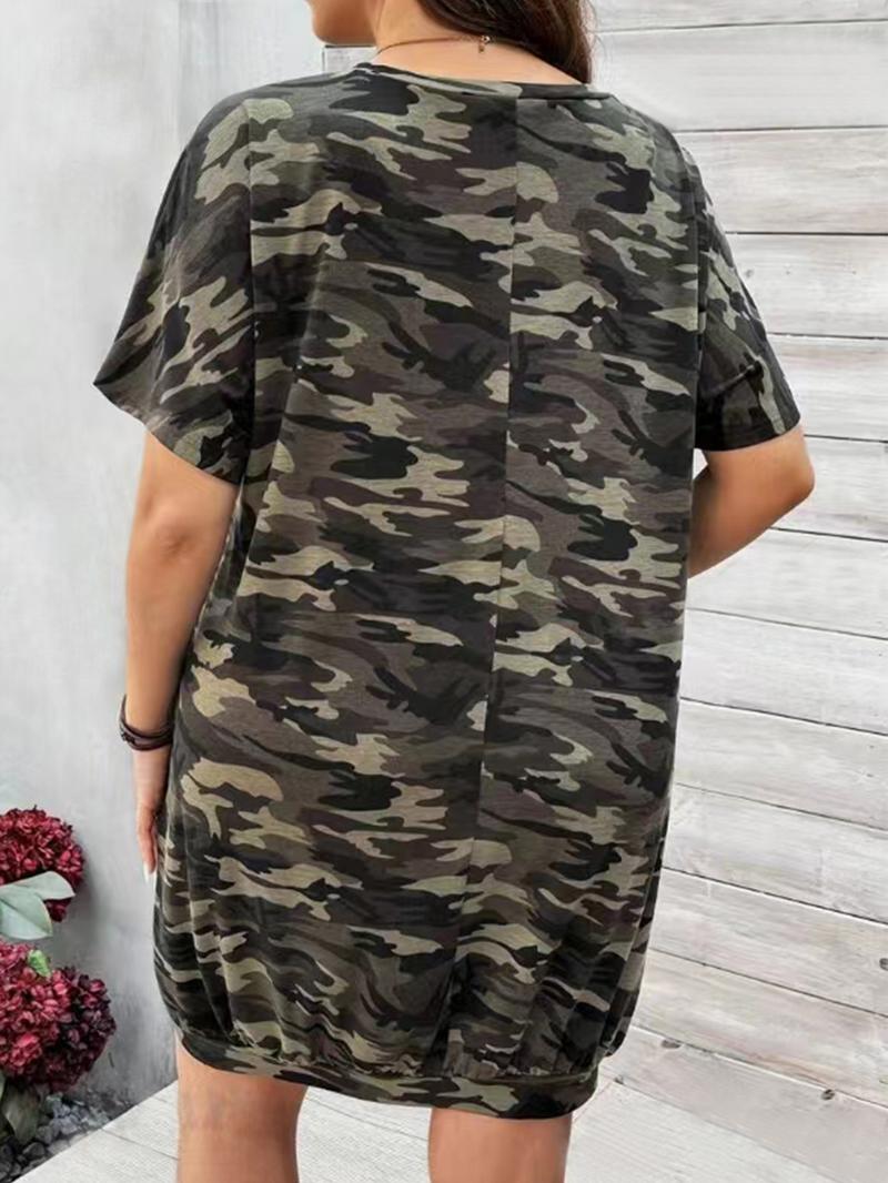 Plus Size Camo Print Pocket Tee Dress, Casual V Neck Batwing Sleeve Short Dress for Summer, Women's Plus Clothing for Daily Wear