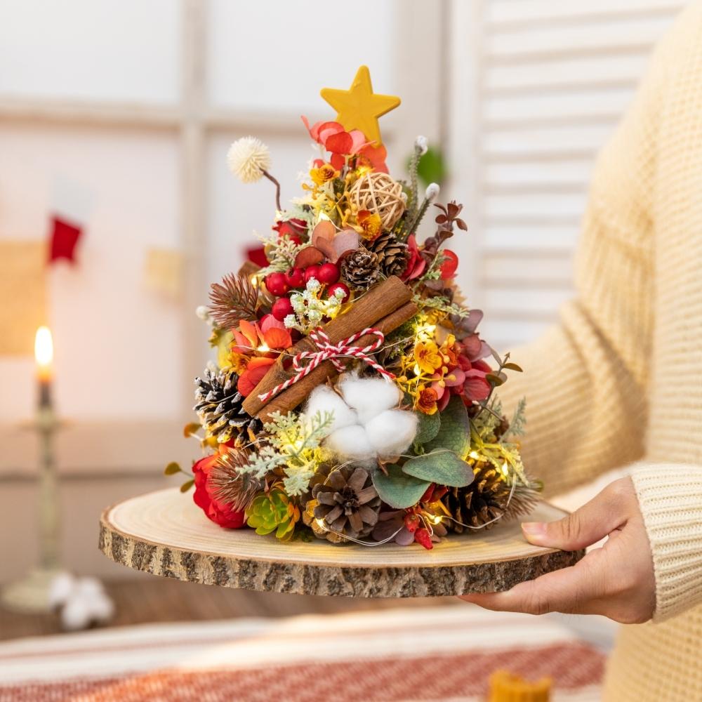 Fall Vintage Artificial Christmas Tree Ornament, Artificial Flowers with Wooden Base, Christmas Decor, Fake Plants, Home Room Office Decor, for Holiday Autumn Thanksgiving Christmas Party Decor, Coffee Shop Atmosphere Decor, Does not include light strings Fall Vintage Artificial Christmas Tree Ornament, Artificial Flowers with Wooden Base, Christmas Decor, Fake Plants, Home Room Office Decor, for Holiday Autumn Thanksgiving Christmas Party Decor, Coffee Shop Atmosphere Decor, Does not include light strings