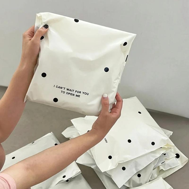 10pcs Beige Polka Dot Express Delivery Bags, Gift and Clothing Packaging Bags, Waterproof Plastic Storage Bags - Office