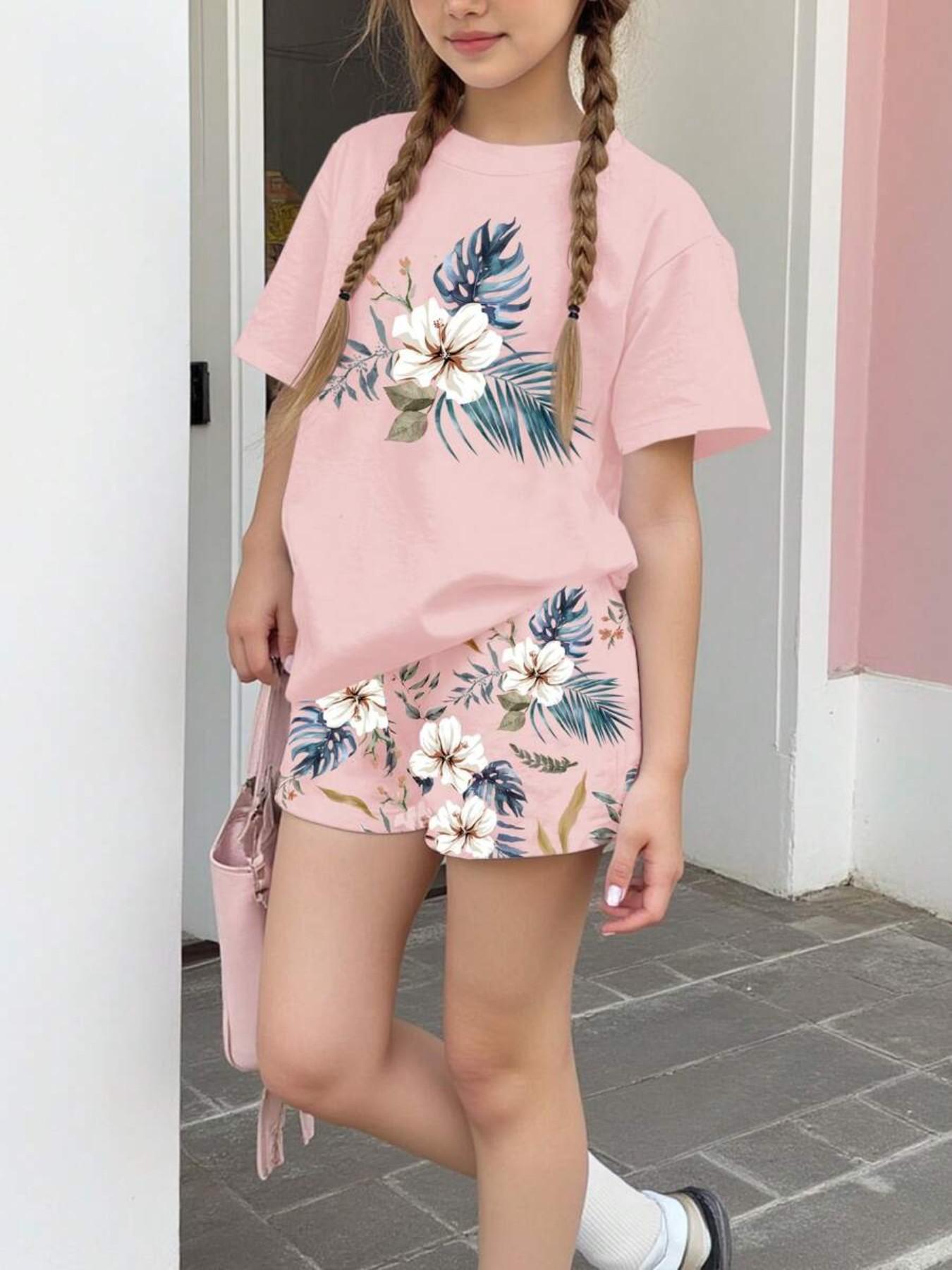 Girls Vibrant Floral Print T-Shirt and Shorts Set, Summer Outdoor Campus, Fashionable Trendy Casual Wear, Loose-Fitting Suit, Tropical Print Set, Summer Clothes Set