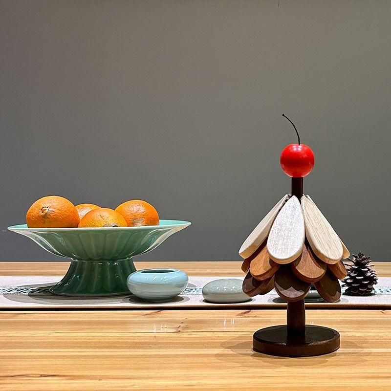 Christmas Tree Heat-Resistant Pad, Elegant Round Wooden Table Mat, Creative Pot Lid, Cup Holder, Bowl Protector, Decorative Piece