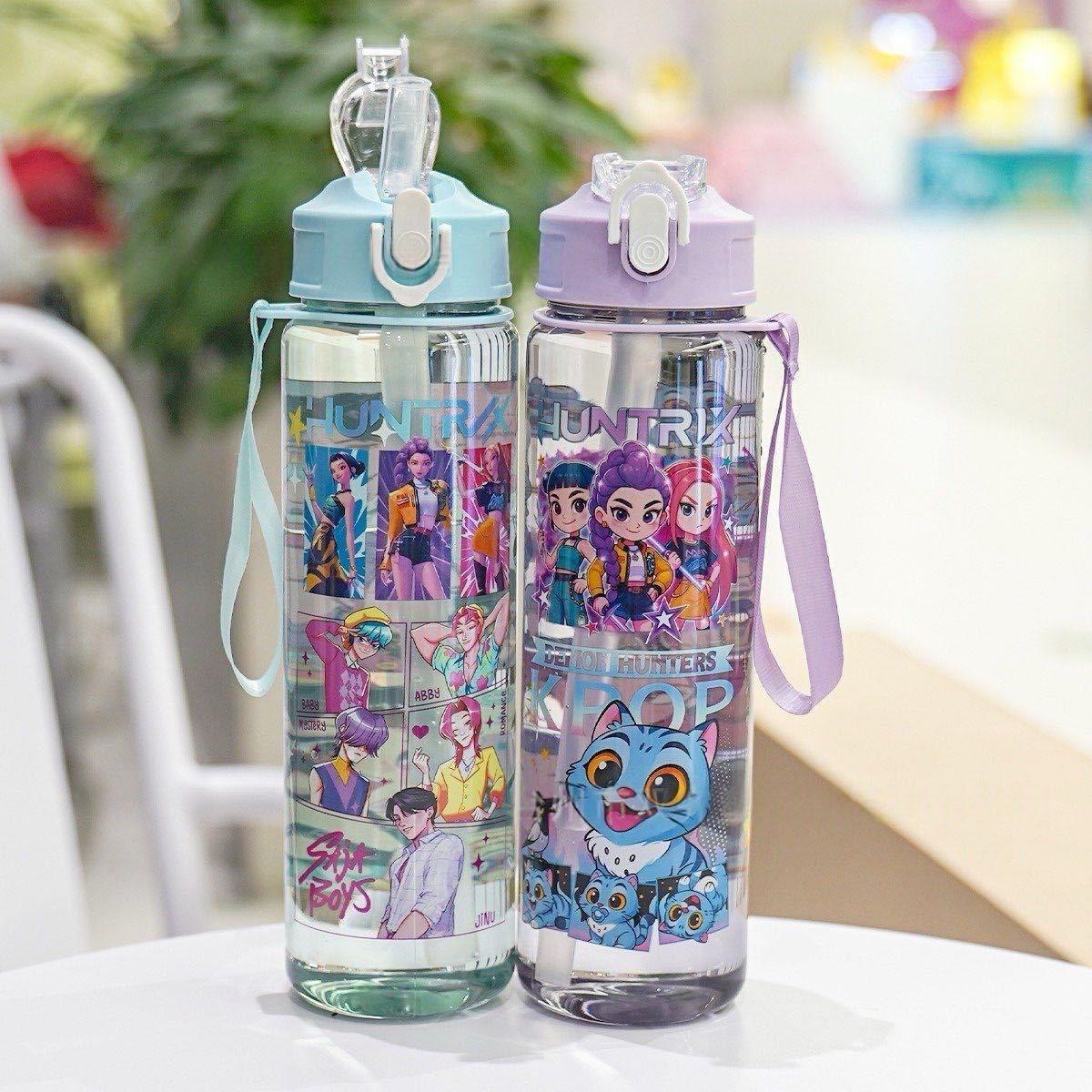 K-Pop Ghost Hunter Water Bottle 700ML, Cute Anime Style Hydration Tumbler with Straw & Lid, Leakproof Portable Drinkware, Perfect Gift for Kpop Fans