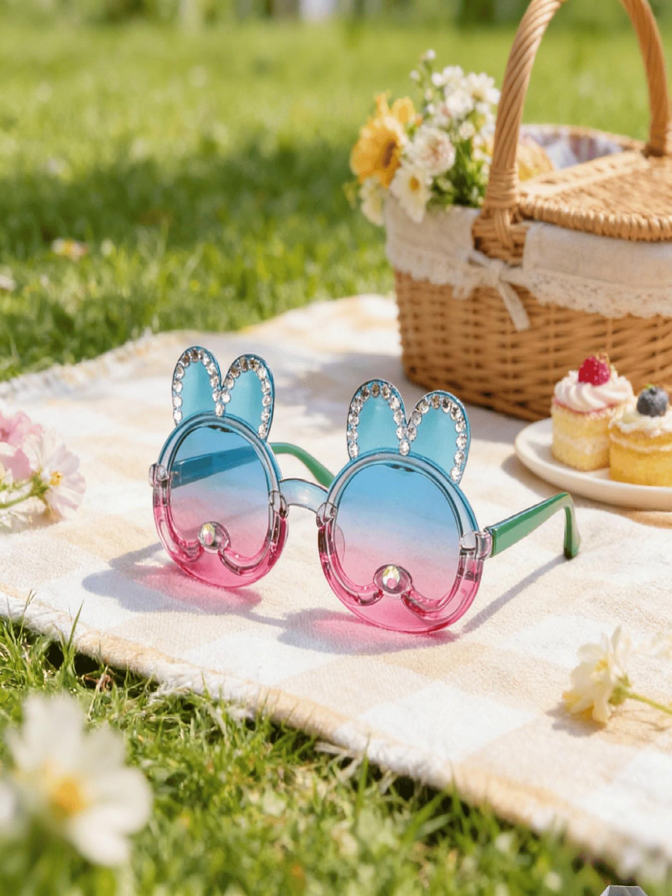 Cute Rabbit Rhinestone Sunglasses, Bow Heart Frame, Gradient Lens, Fashion Casual, Beach Wear, Multiple Colors Available