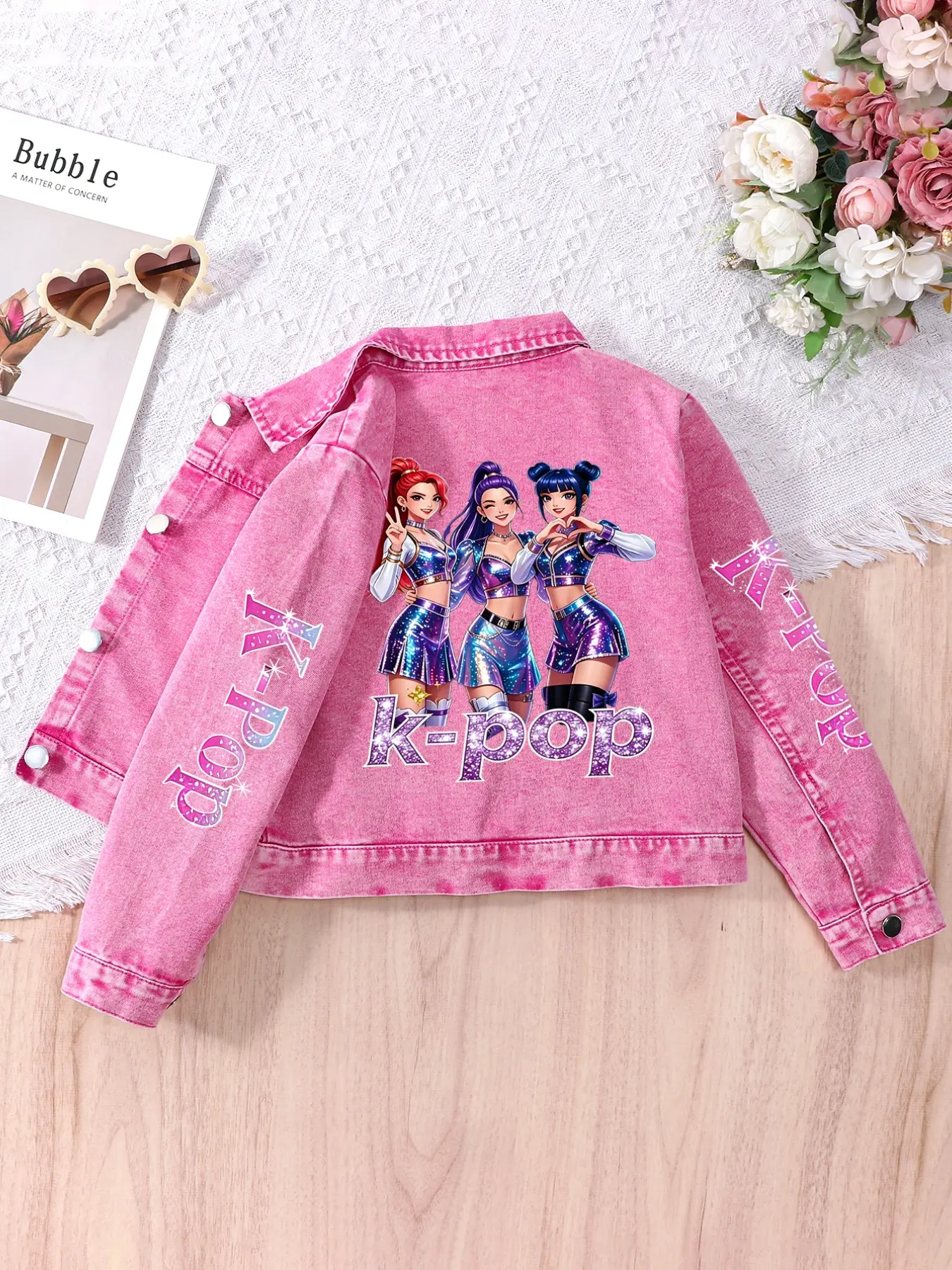 K‑Pop Girl‑Group Themed Cropped Denim Jacket for Girls, Shiny Cartoon‑Print Jean Coat, Soft & Wear-Resistant, Versatile, Casual Cute Outerwear for Back-to-School, Daily, Spring-Fall Outfit for Girls Aged 1-8