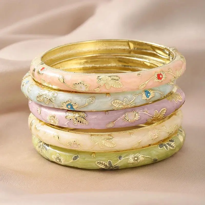 FTCY 5PCS Women's Fine Flowers Cloisonne Enamel Round Bangles - Oil-Drop Motif, Vintage Bohemian Elegant Jewelry, Unisex Wear Gifts
