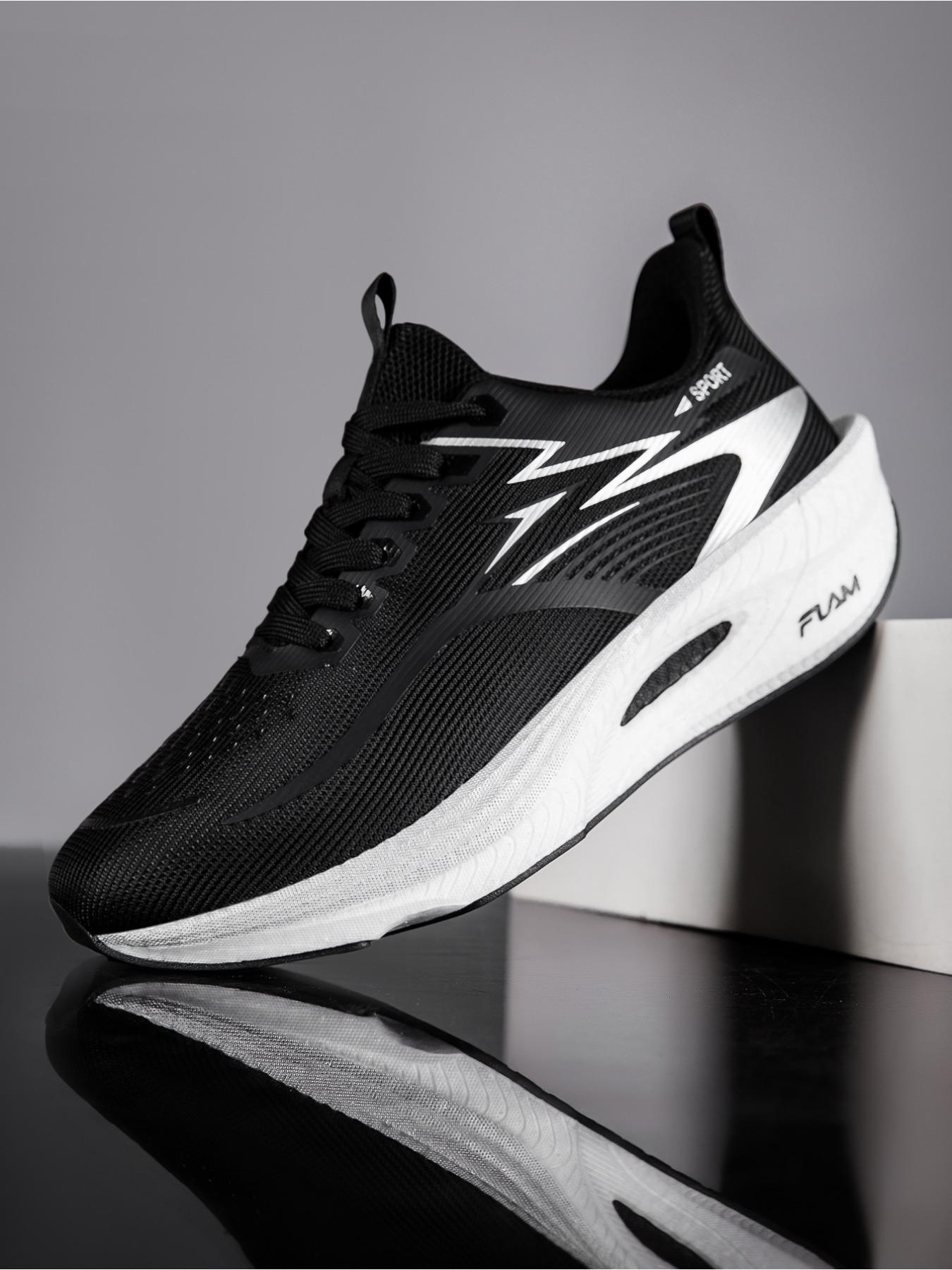 Mens Womens Super Light Running Shoes for Outdoor Activities Enhanced Cushioning and Support for Long Distance Running