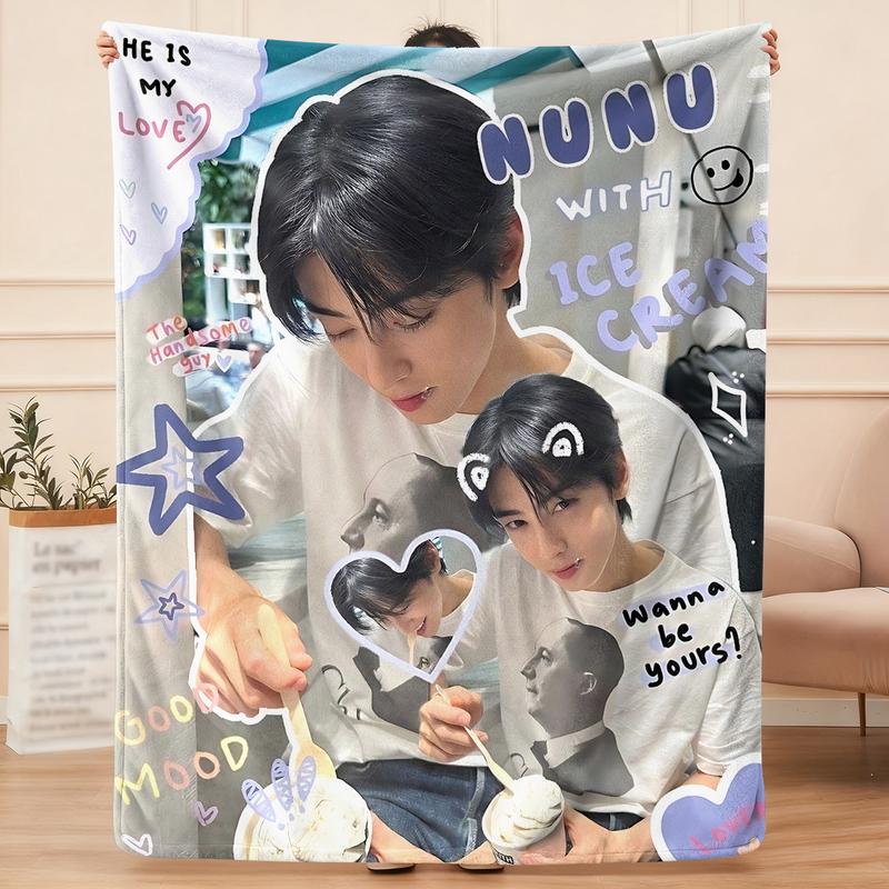 Cha Eun-woo ideathe simple flannel blanket to fit the travel rest and spread it out freely, pulling the comfort into every scene, giving partners at the carnival, and igniting the vitality of the journey with a pleasant experience