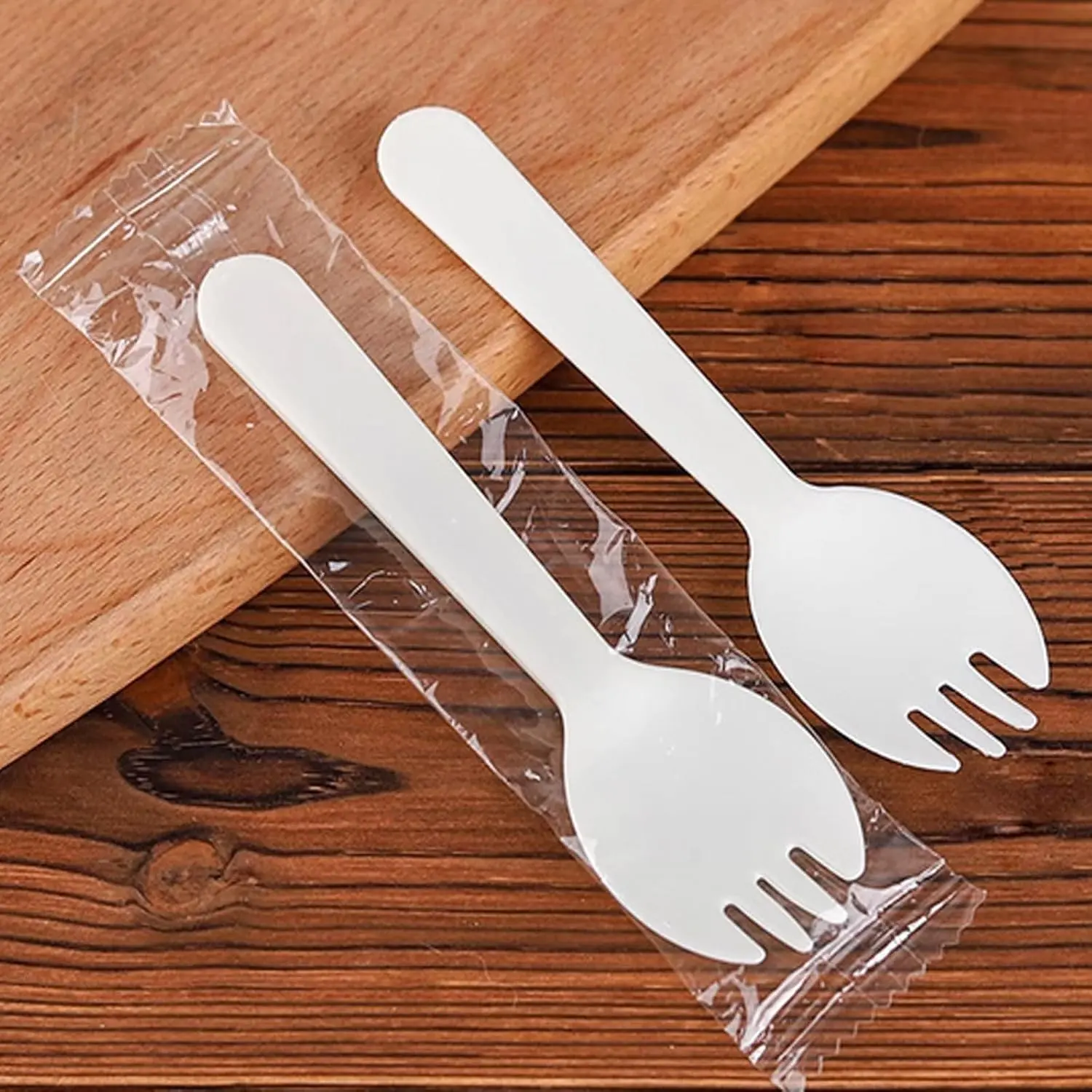 100PCS Disposable Eco-Friendly Durable Plastic 2-in-1 Combo Sporks, Spork Shape Fork-Spoon Hybrid for Lunch, Picnics, White Party Supply