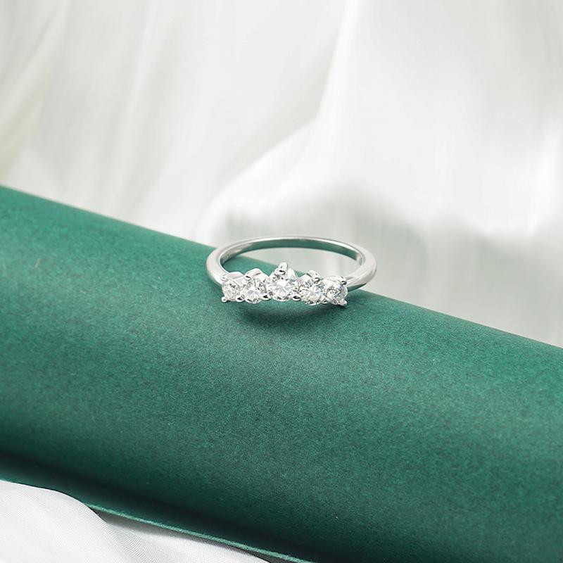 Delzzad Round Synthetic Moissanite S925 Curved Wedding Band Valentine's Day Gift For Women Engagement Rings