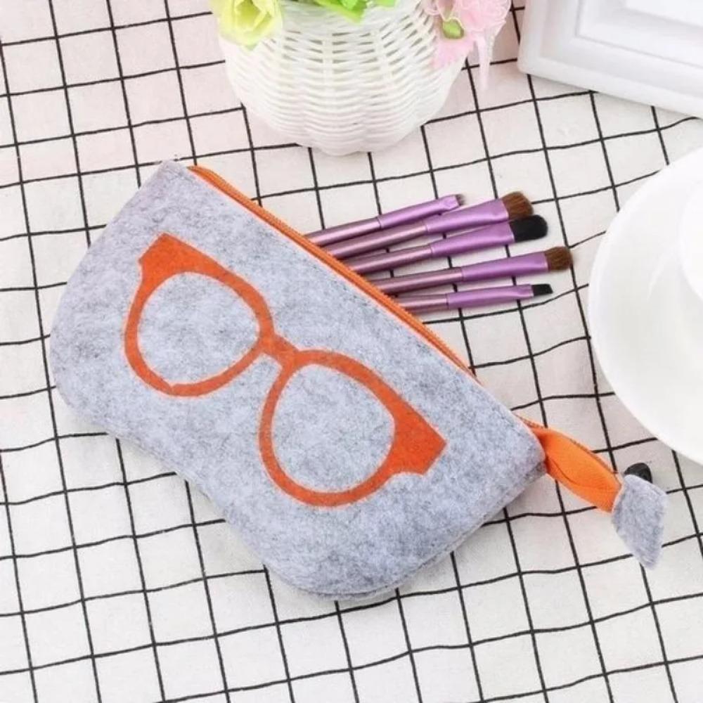 Multi-Function Storage Bag Portable Makeup Pouch & Glasses Case, Minimalist Zippered Organizer for Travel & Home, Dual-Use Cosmetic & Eyewear Holder, Lightweight & Durable Toiletry Pouch, Compact Makeup Bag