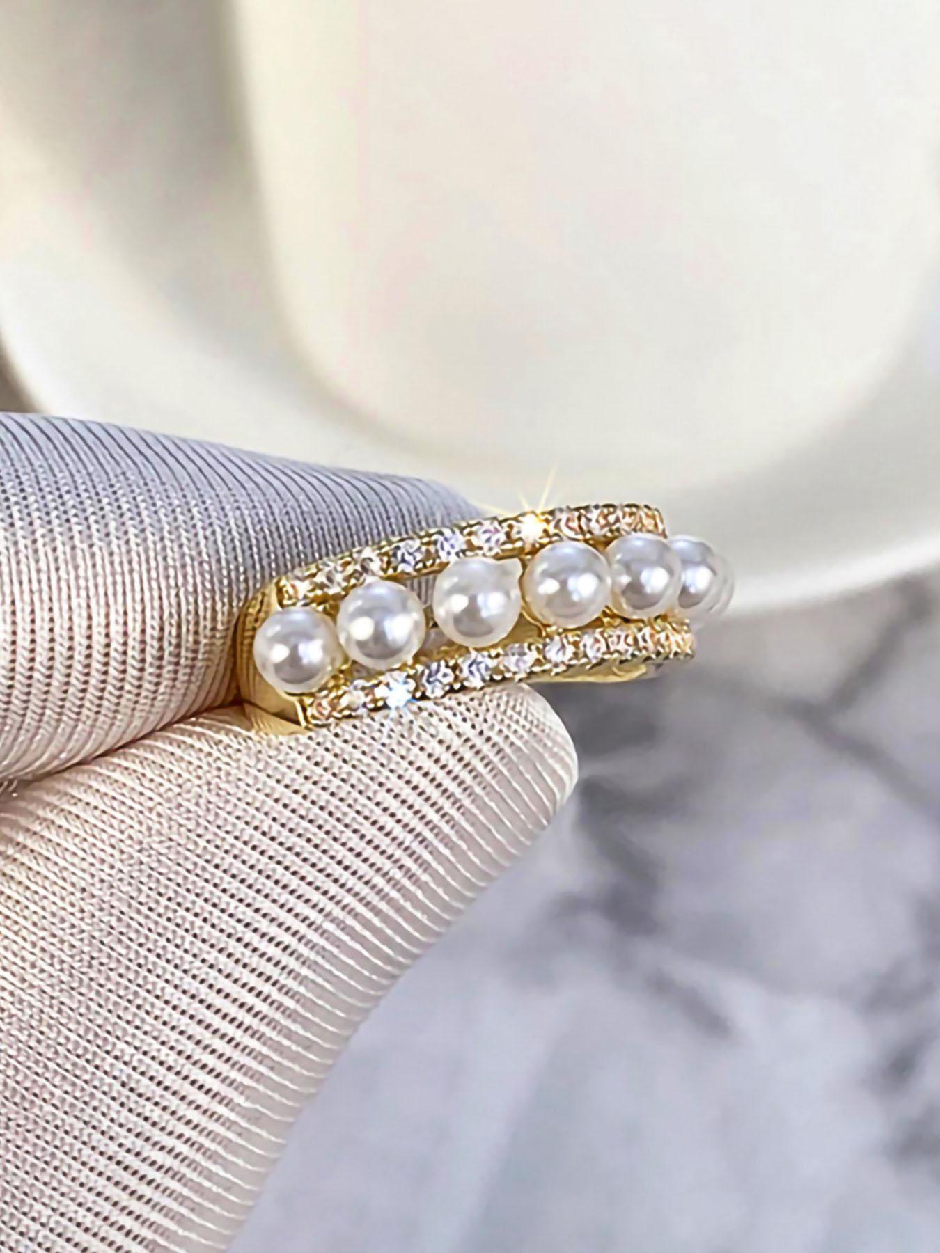 Luxurious Imitation Pearl Ring for Women, Zircon Embedded Edge, Fashionable Everyday Jewelry, Elegant Single Band Ring