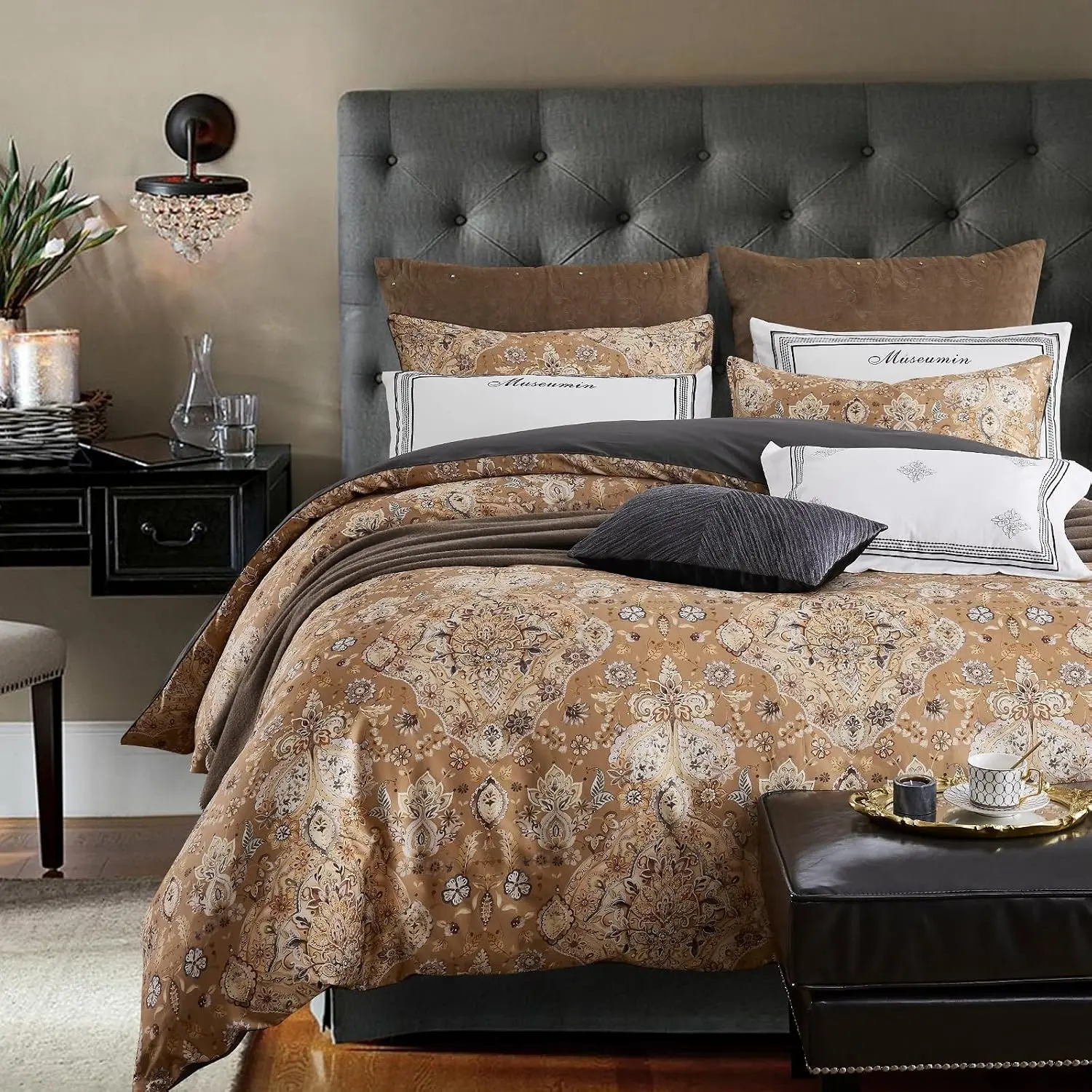 06 - Paisley-gold
