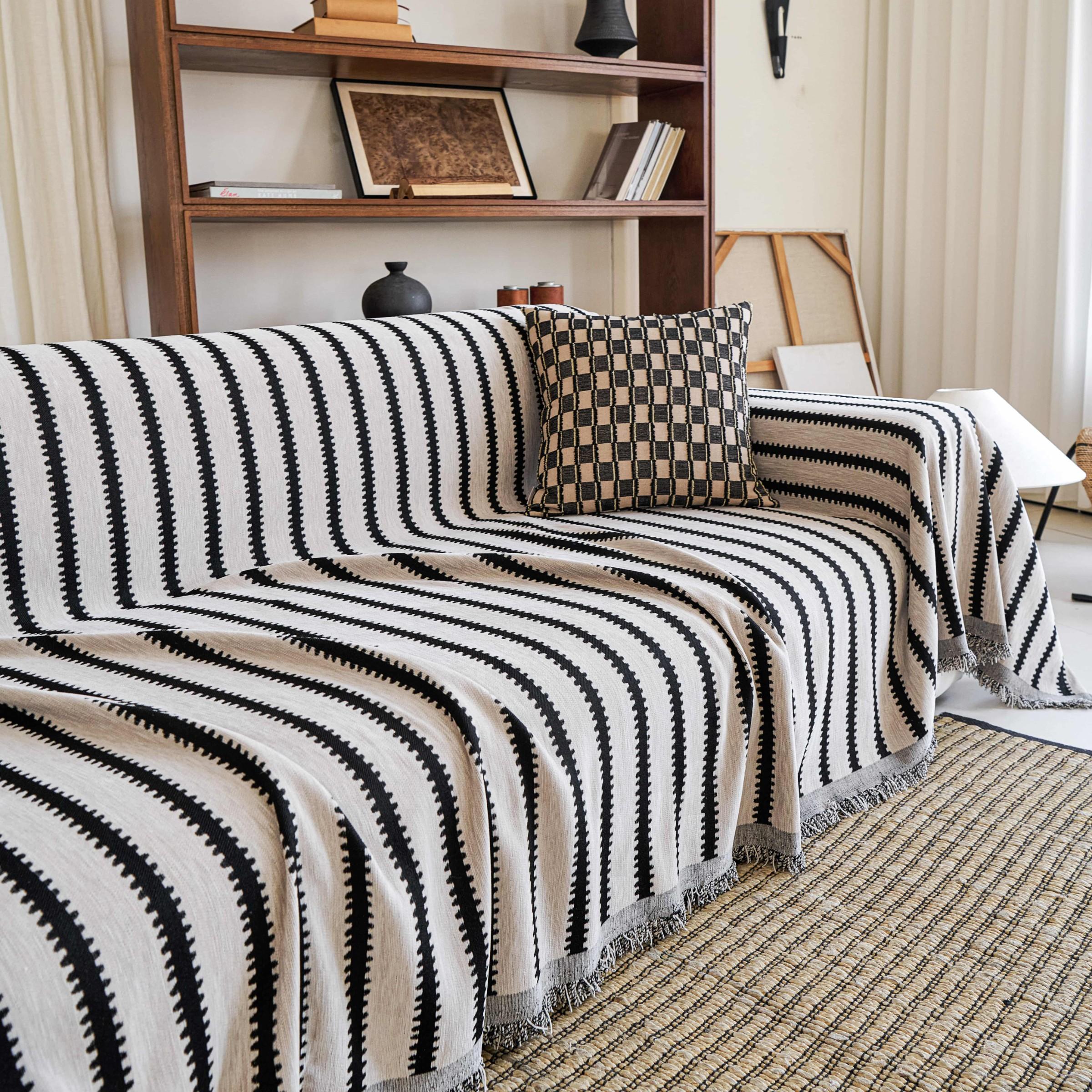 Boho Style Chenille Sofa Cover, Geometric Pattern, Reusable All-Season Sofa Protector, Anti-Scratch Non-Slip, Ideal for Living Room & Airbnb