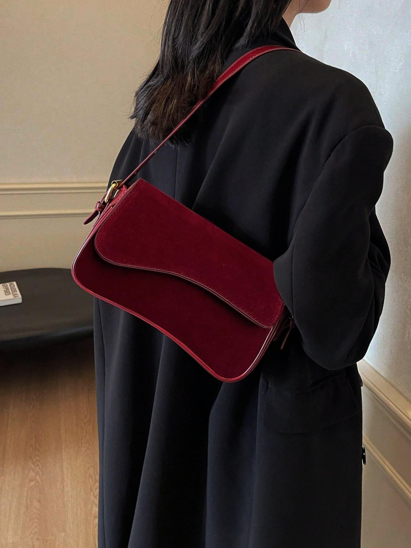 Women's Vintage Minimalist Wine Red Square Bag, Classic Crocodile-Pattern PU Leather Flap Shoulder Bag, Versatile for Commuting and Parties