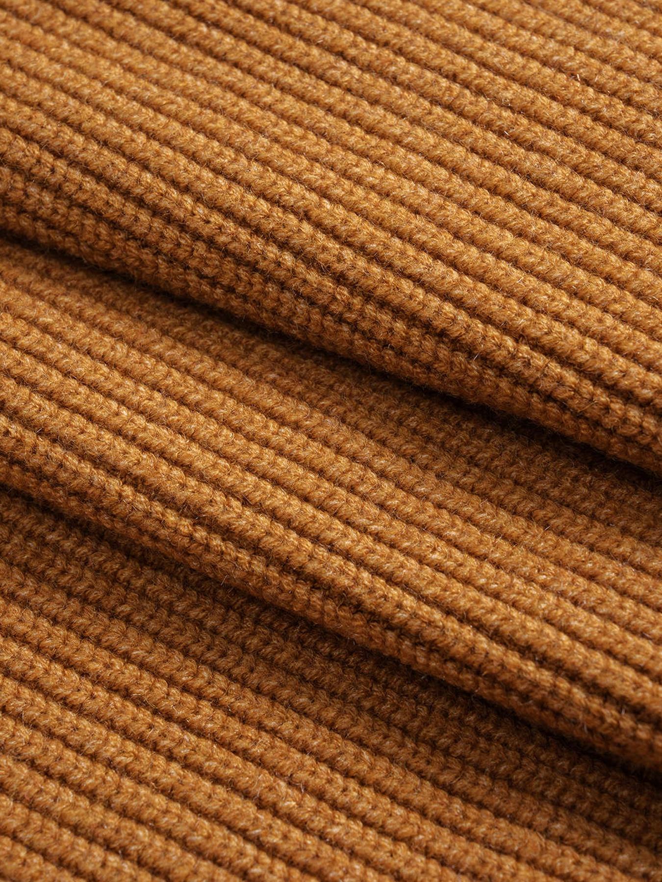 Women's Fall Winter Simple Style Short Cardigan Y-Shaped Metal Button Casual Elegant Waist Cinched Split Sweater Jacket Knitwear