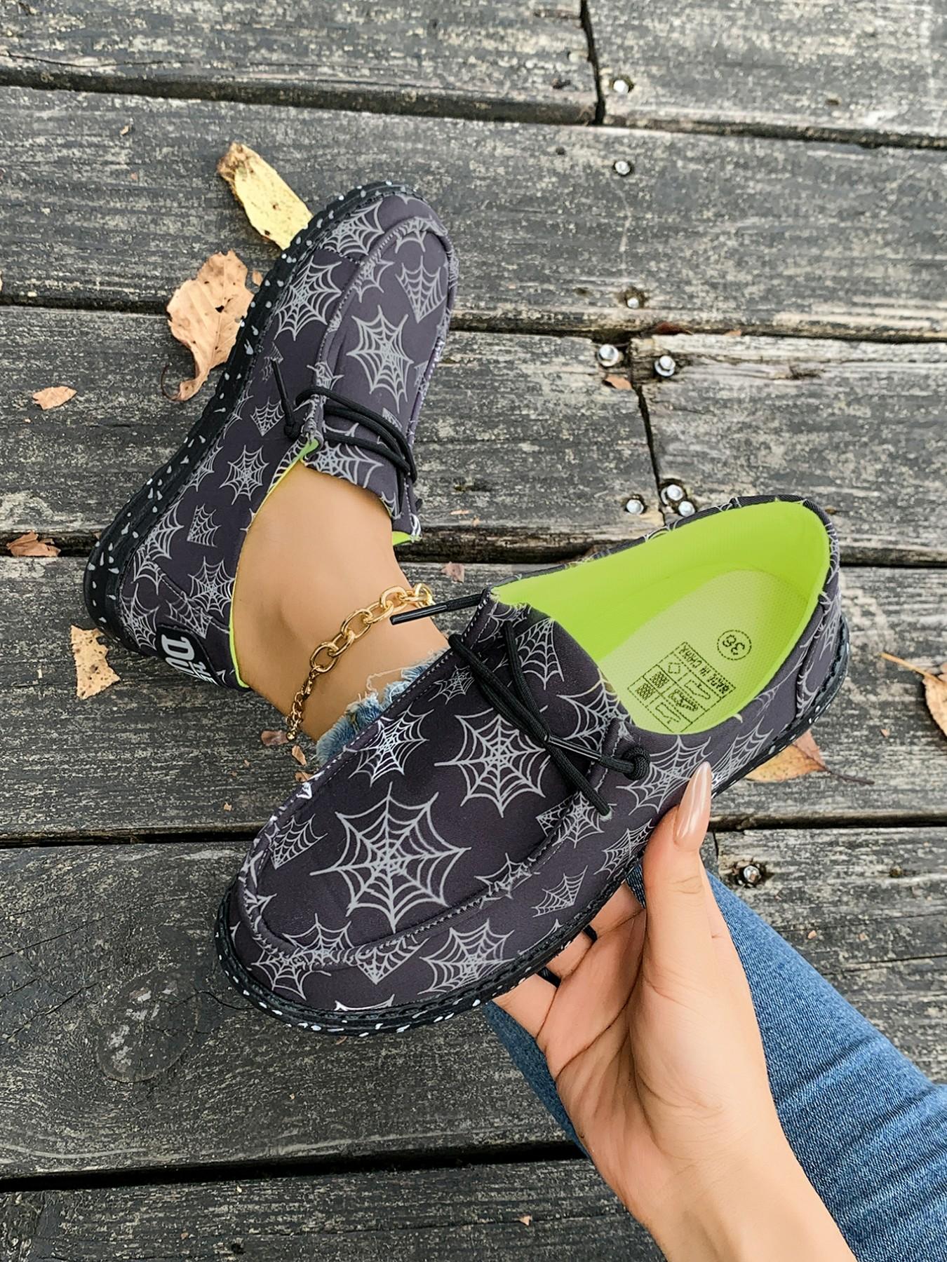 Women's Three-Leaf Clover Slip-On Sneakers, Dark Personality Comfortable Casual Shoes, Eye-Catching Design Must-Have for Trendsetters