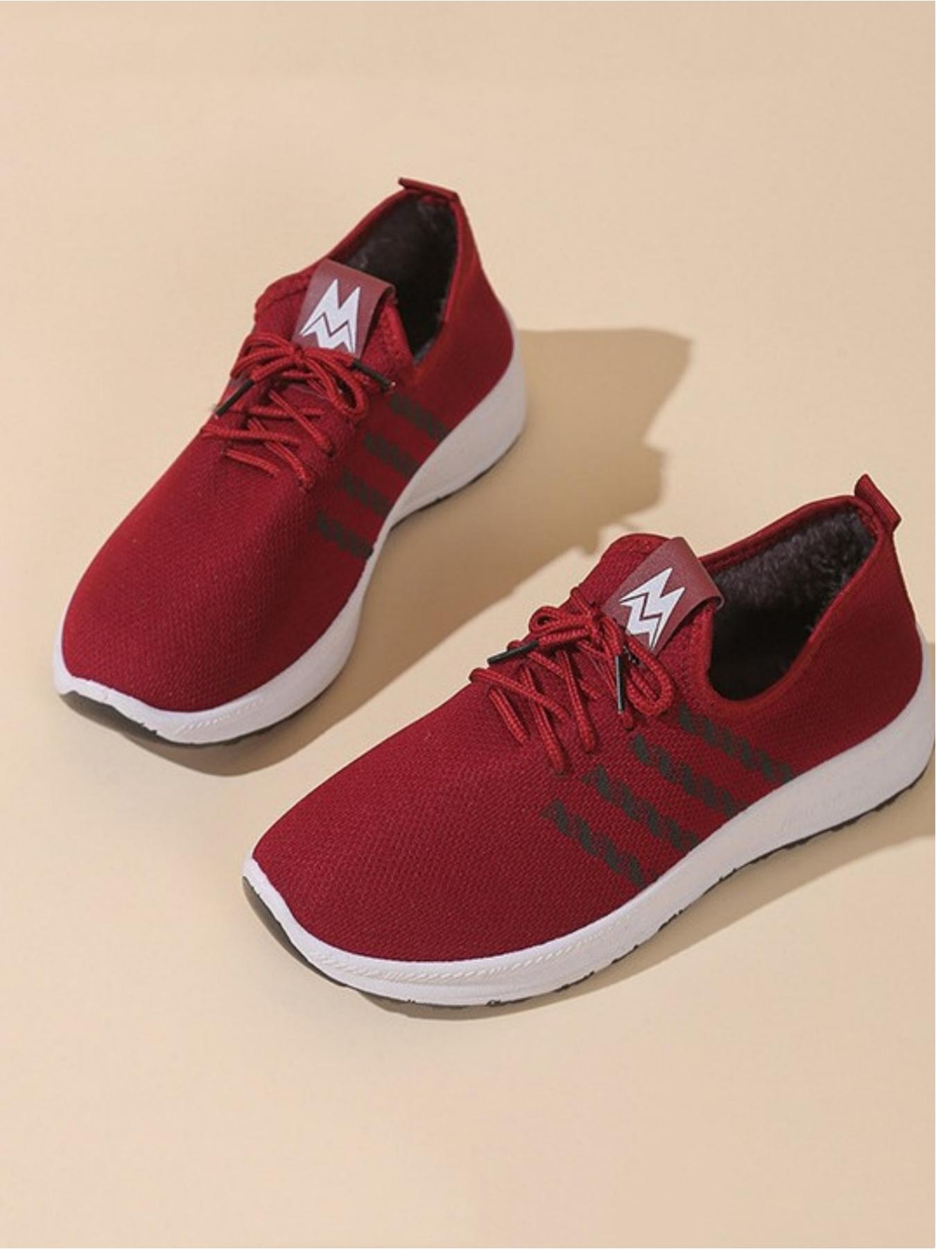 Ladies' casual sports shoes, breathable and comfortable, with a simple lace up low cut design that is lightweight and easy to wear, suitable for daily commuting, leisure running, fitness, hiking and other sports scenes
