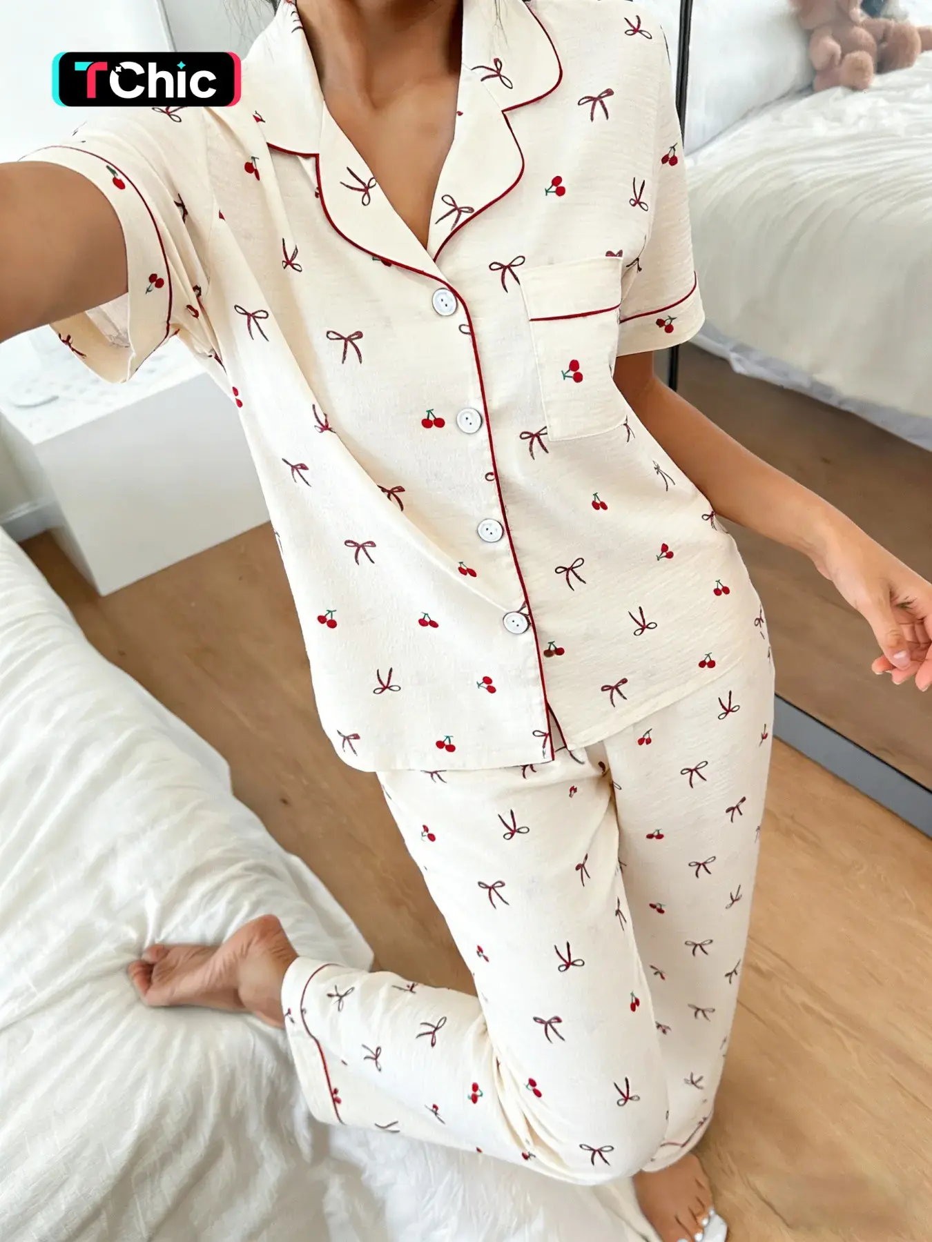Women's Short Sleeve Long Pants Cardigan Top Sleepwear Pajama Set, Nightwear Loungewear Set, Cherry & Bow Full Print, Soft Breathable Fabric Casual Homewear Loungewear Pjs, Pyjamas