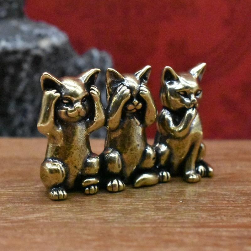 Copper Cat Statue Figurine, Fun Cute Design, Craftsmanship Detail, Home Tea Pet Desktop Decoration, Collectible Item for Cat Lovers