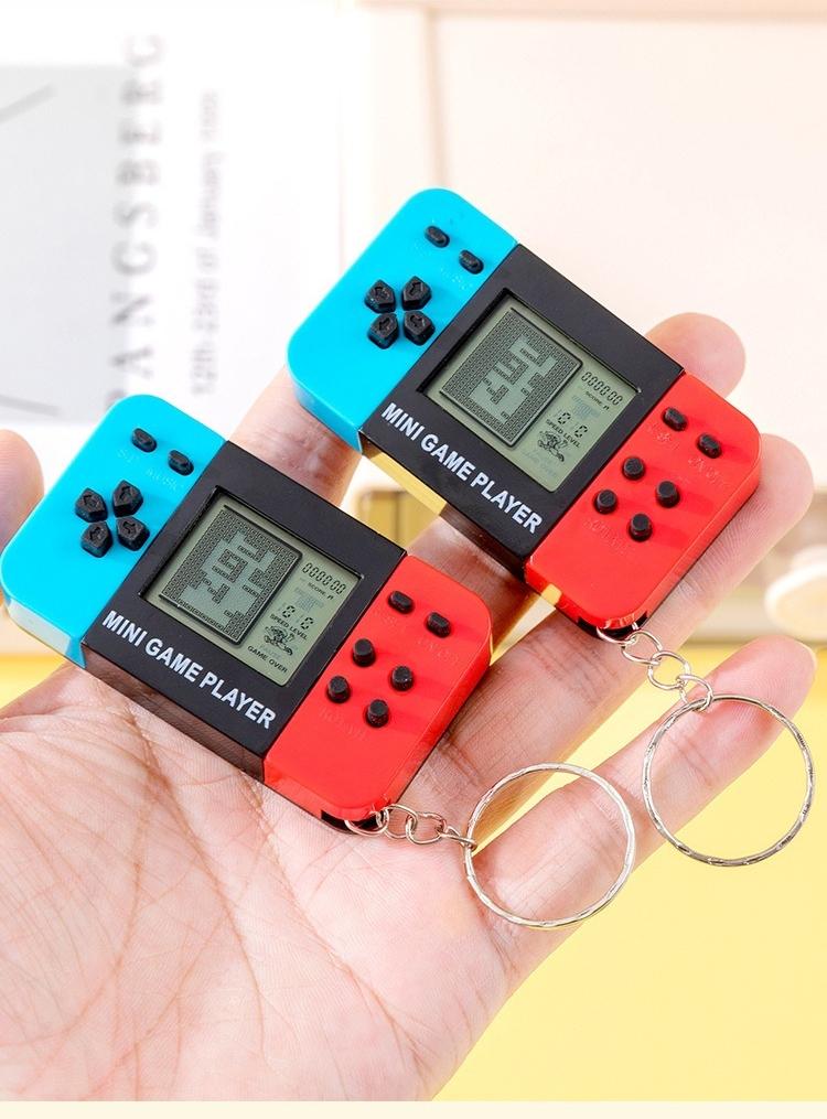 Mini Handheld Game Console Keychain Video Game Player Party Favors For Kids Birthday Christmas Gifts School Classroom Prizes