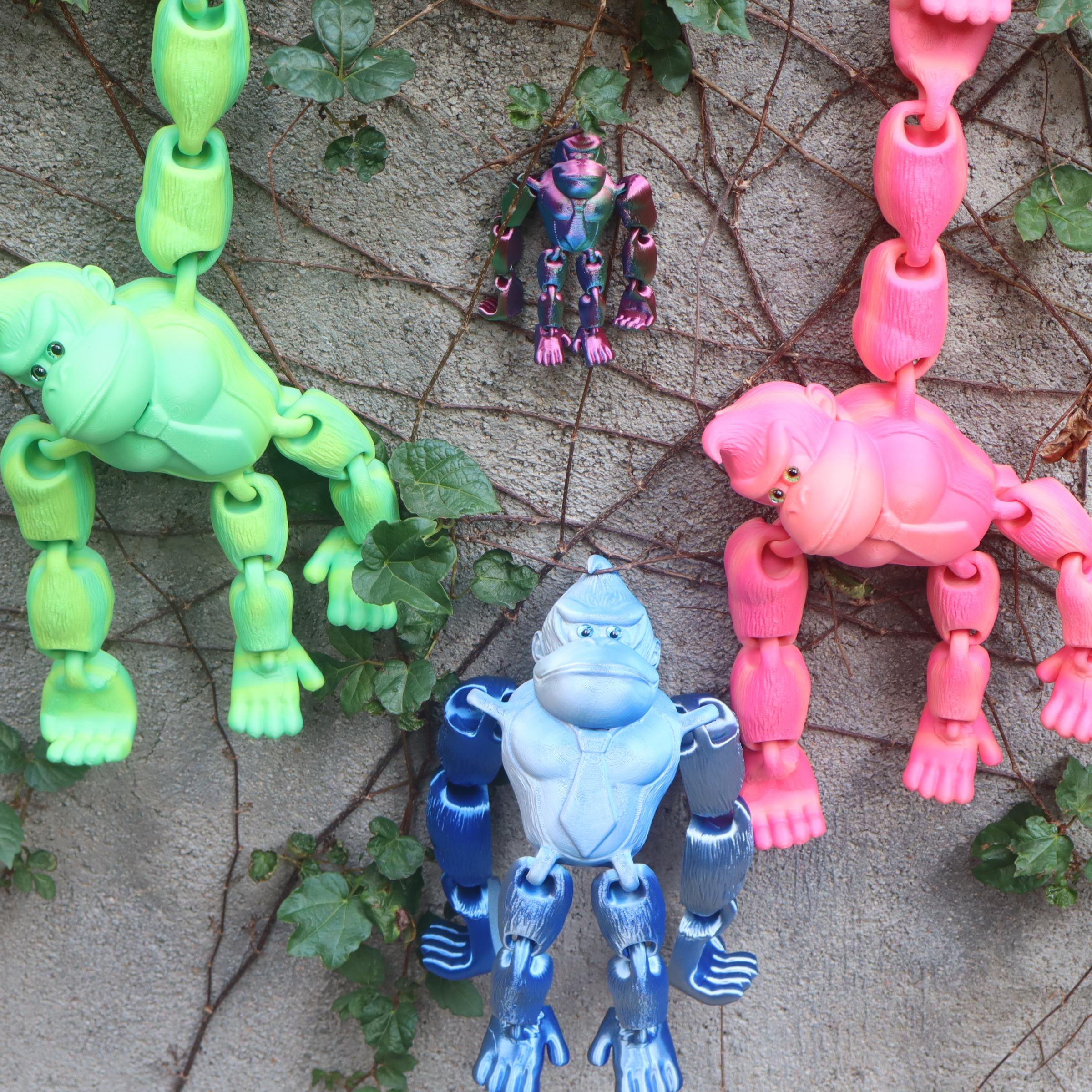 3D Printed Gorilla Figurine Game Dream Doll Set, Jointed, Hanging Door Decor, Home Office Use, Perfect for Birthday Parties, Collectible Figurines