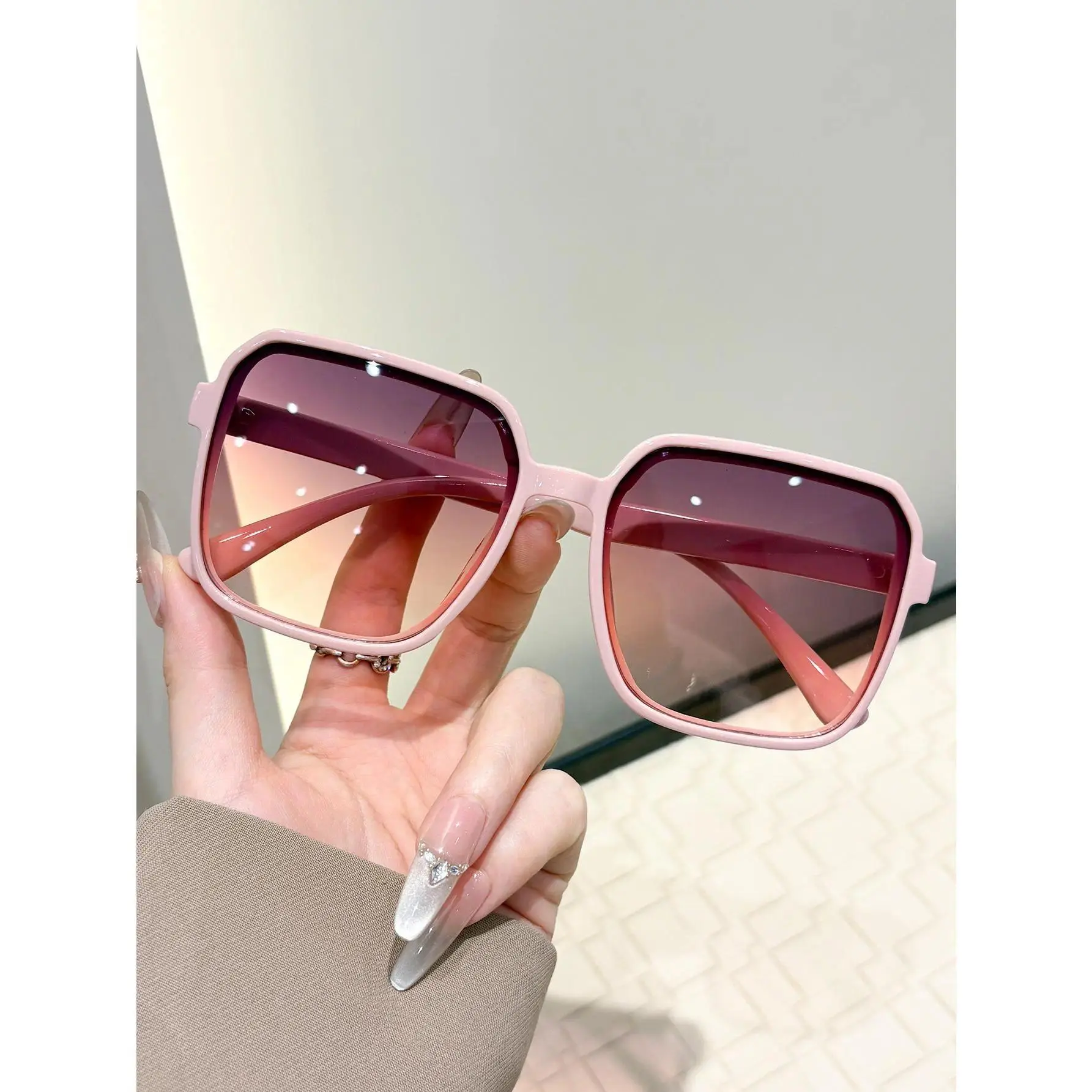 SH97139-Purple on the pink frame