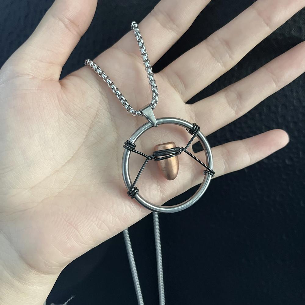 Game Punk V Vincent Valerie Cosplay Necklace Unisex Cyberpunk Metal Retro Bullet Pendant Carnival Party Jewelry Accessories Gift Game Punk V Vincent Valerie Cosplay Necklace Unisex Cyberpunk Metal Retro Bullet Pendant Carnival Party Jewelry Accessories Gift