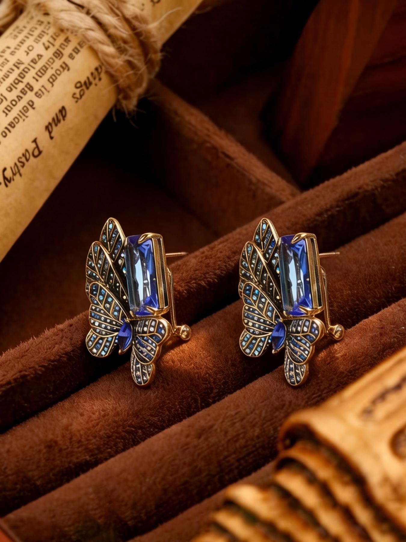 1 pair of retro and elegant blue diamond studded earrings, suitable for daily commuting, vacation and dating, and also a surprising and exquisite small gift.