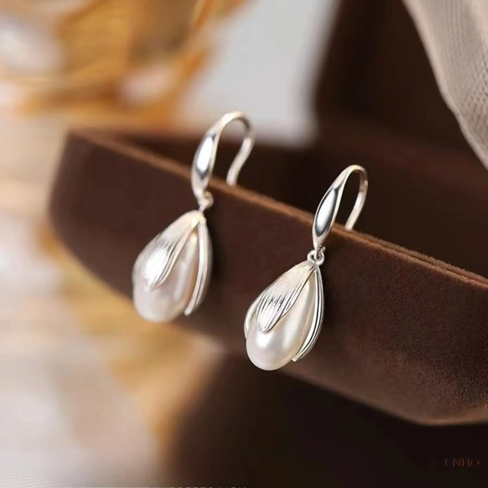 Women’s 925 Sterling‑Silver‑Needle Pearl Stud Earrings, 2026 New Popular Light‑Luxury High‑End Niche Ornament, Fashion Jewelry For Daily Wear, Dating & Office Commute Outfit Matching Accessory