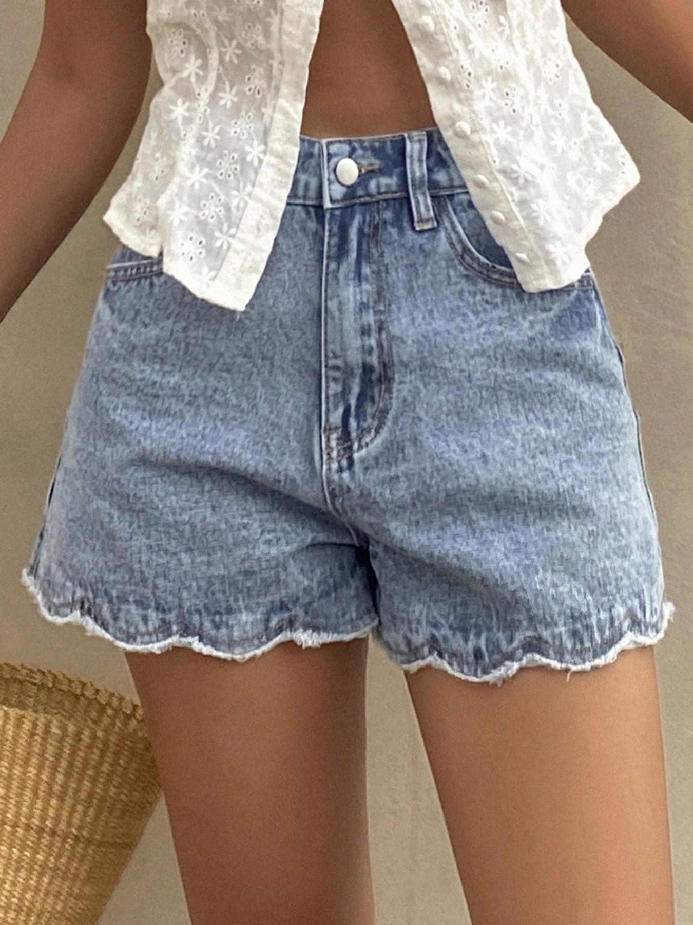 New Summer Women's Wavy Hem Light Wash Light Blue Denim Shorts, High Waist Design for Longer Look, Casual Sweet Summer Everyday Style, Casual Fashionable Shorts