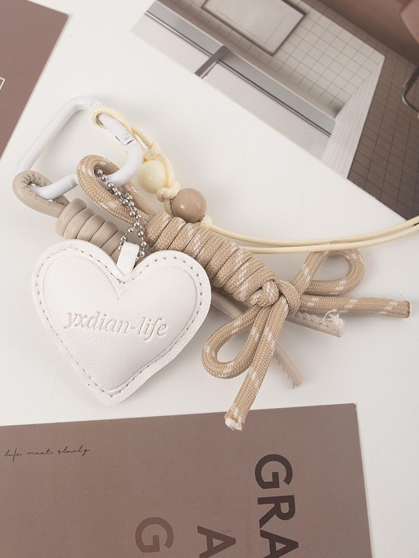 Boho Woven Heart Bag Charm Keychain, Faux Leather Heart Handbag Pendant, Aesthetic Carabiner Key Ring Accessory, Luxury Bag Decor, Perfect Birthday Christmas Valentine's Day Gift for Women Girls, Trendy Phone Charm for Backpack Tote