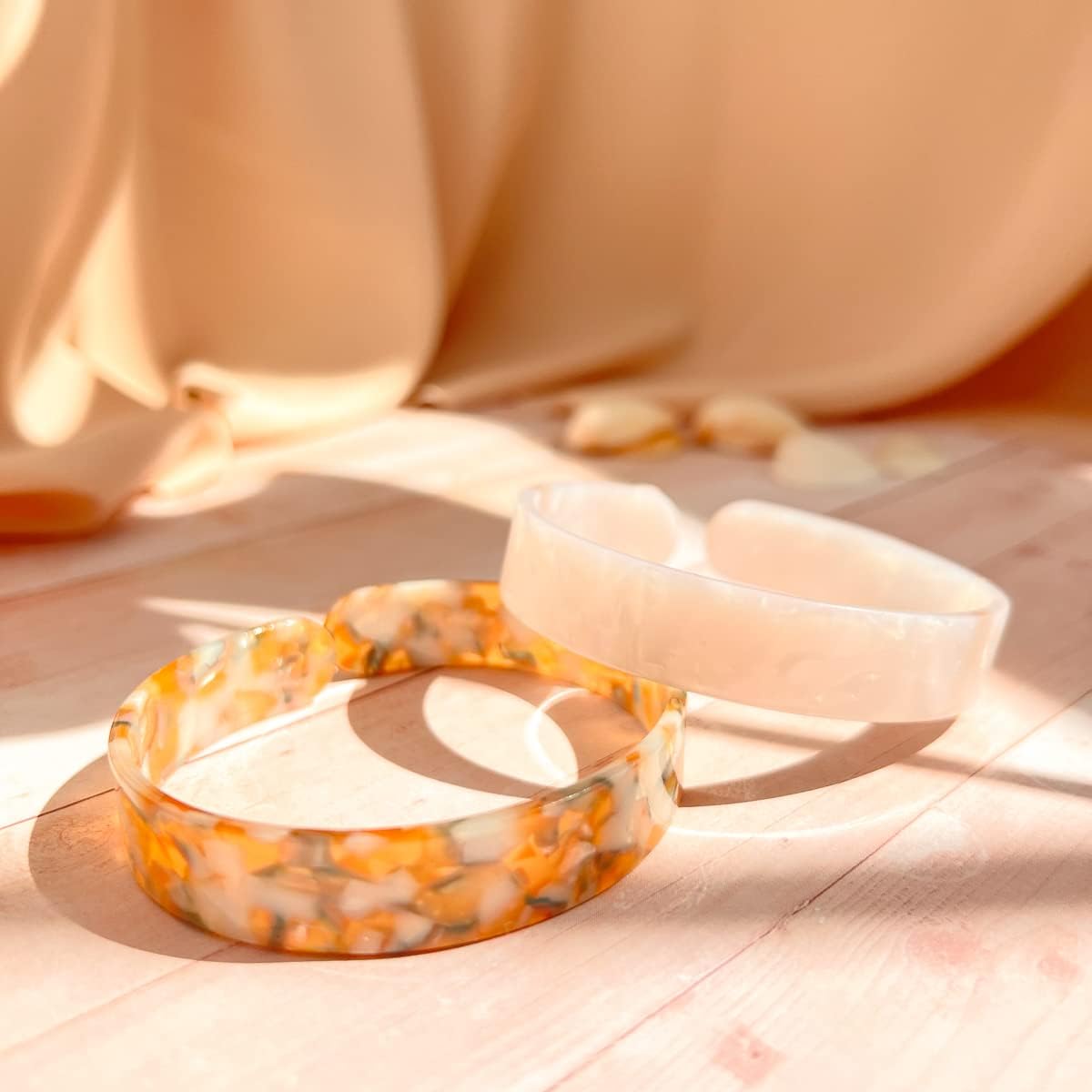 4 count   Plastic Bangle Bracelet Set | Adjustable Stackable, Tortoise Leopard  Print, White , Regular and Plus Sizes