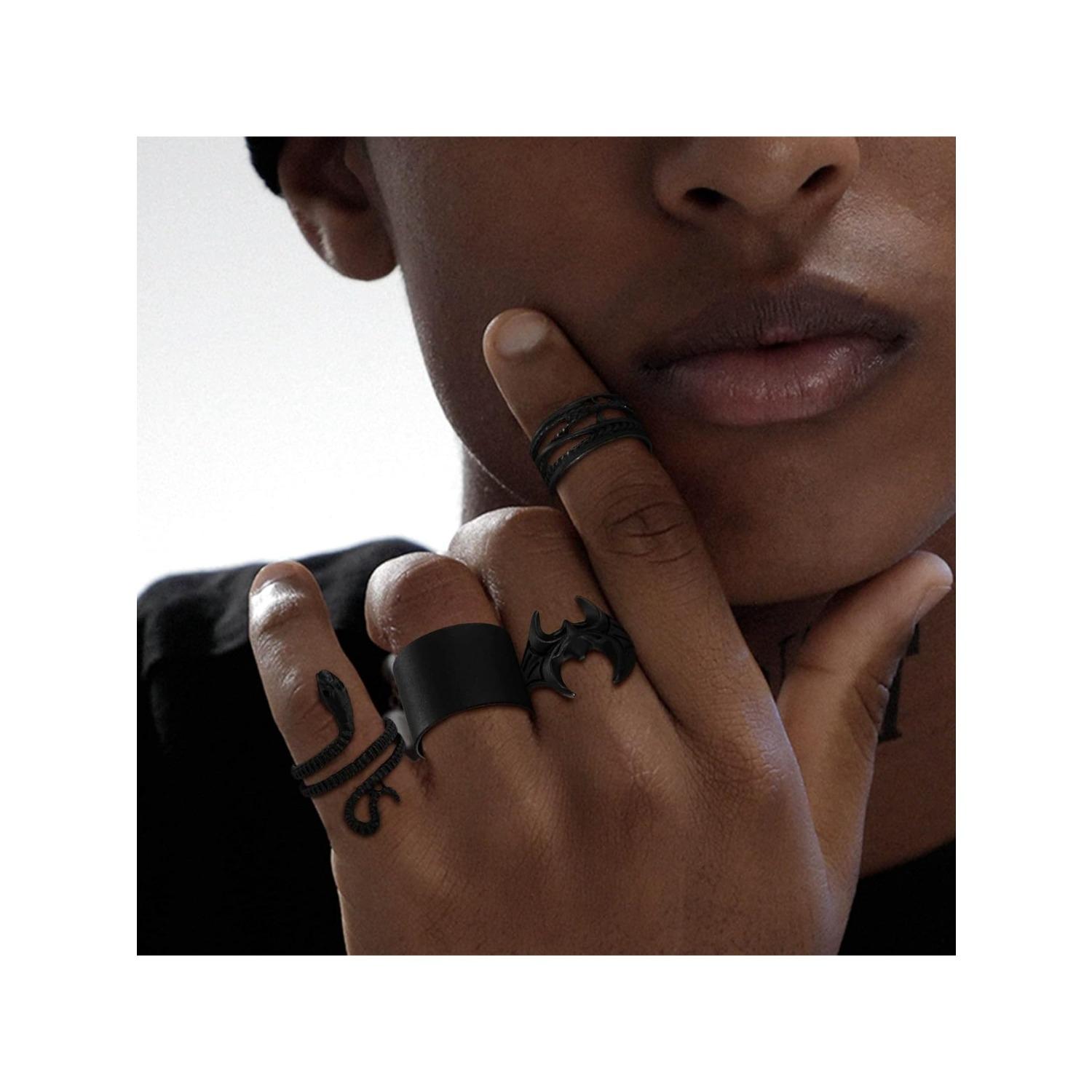 15 Pcs Black Rings Set for Women Girls Snake Bat Devil Wing Spider Rose Cool Punk Gothic Rings Stacking Vintage Midi Black Adjustable Rings