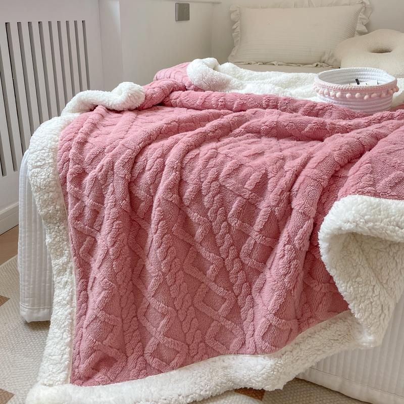 Diamond-Patterned Thickened Shearling Multi-Functional Blanket Soft and cozy double-layer winter blanket, bedspread, bedroom and restful sleep, Christmas gift, holiday gift Warm Blanket