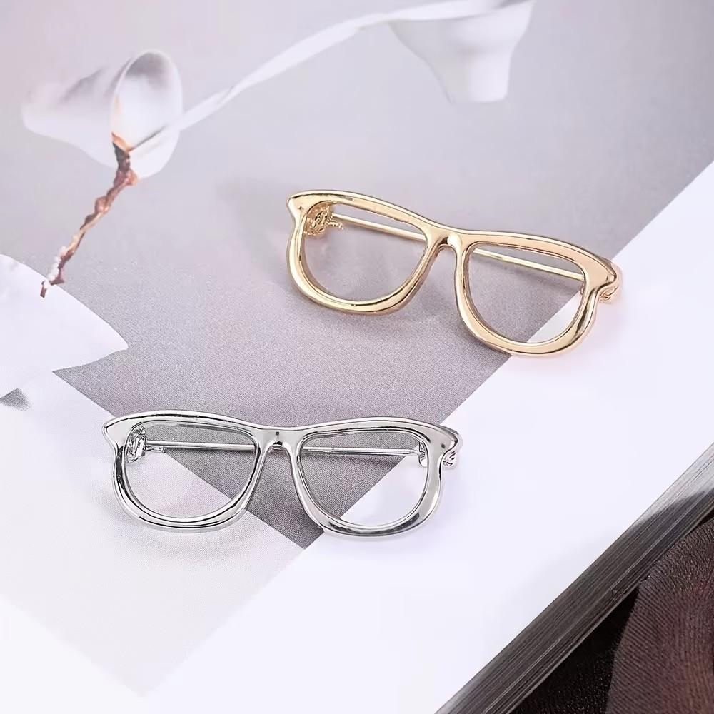 10-Pack Durable Safety Pins, Multi-Functional Sewing and Crafting Supplies, Fashionable Alloy Design, Ideal for Clothing Alterations