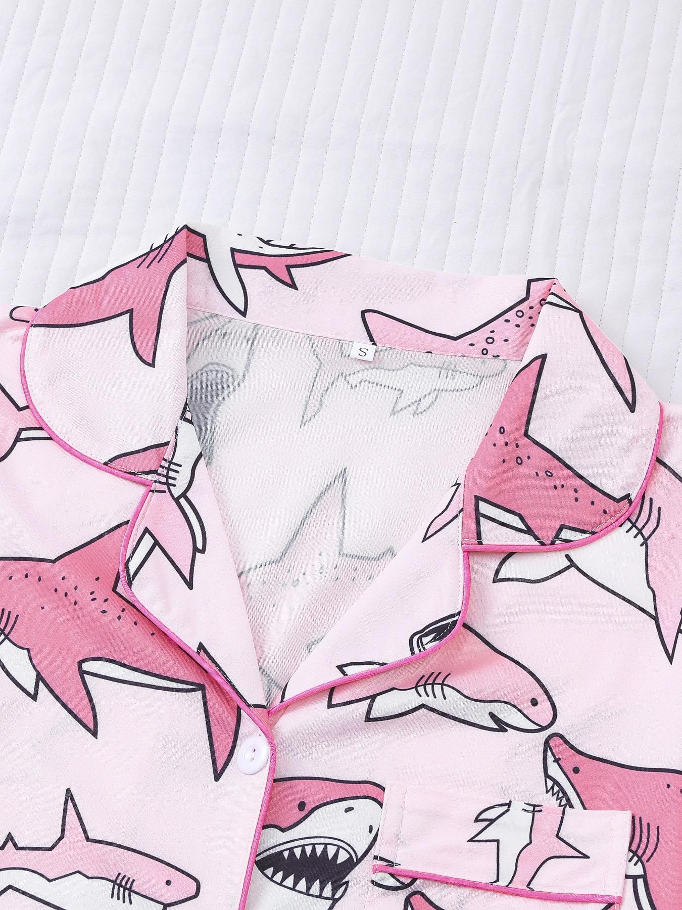 Women's All Over Animal Print Crop Shirt & Elastic Waist Shorts Pyjama Two-piece Set, Casual Comfy Short Sleeve Top & Shorts Pj Set, Ladies Sleepwear for All Seasons