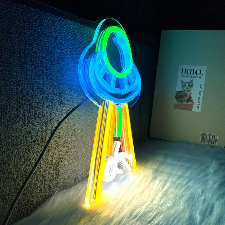 UFO Neon Sign, UFO Spaceship Space Travel Led Neon Light Night Lamp Astronomy fans Game Room Man Cave Party Bedroom Birthday Gift USB Powered