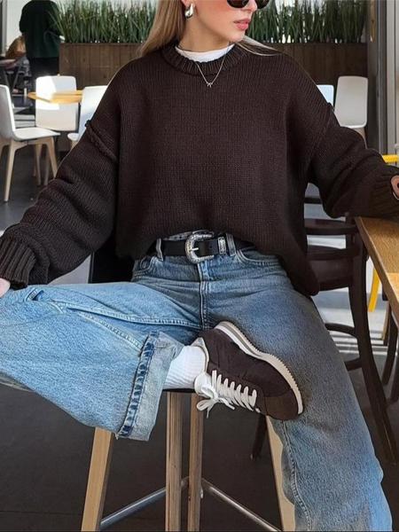 Women's Casual Knit Sweater Pullover, Minimalist Commuter Style, Elegant Fall/winter Top, High-Quality Fabric, Perfect for Daily Wear, Lightweight Knit Sweater