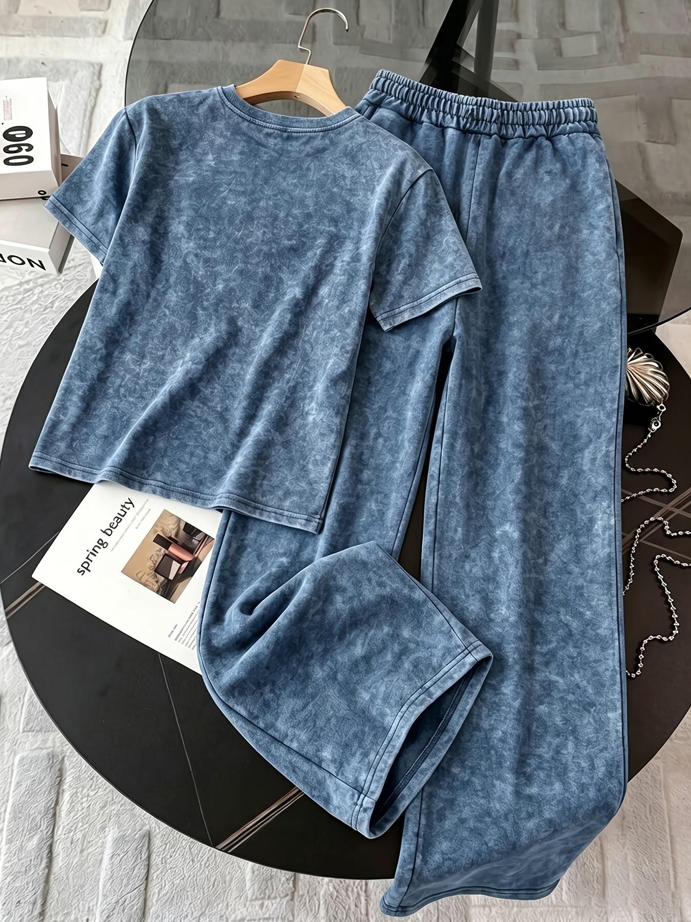 2-Piece Set, Distressed Casual Outfit Featuring a Tri-Color Black & Gold Wing Print (Y2K Sweet-Cool/Baddie Style), Includes a Drop-Shoulder, Round Neck Short-Sleeve Top and Drapey Wide-Leg Trousers, Perfect for Everyday, Vacations, or Outings, Clothes