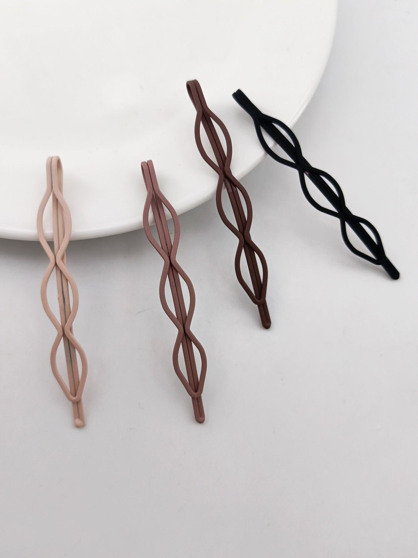 1 Pack of 4 7cm Triangular Hair Clips, Solid Color Simple Design, Strong Hold, Ideal for Commuting, School, Daily Use