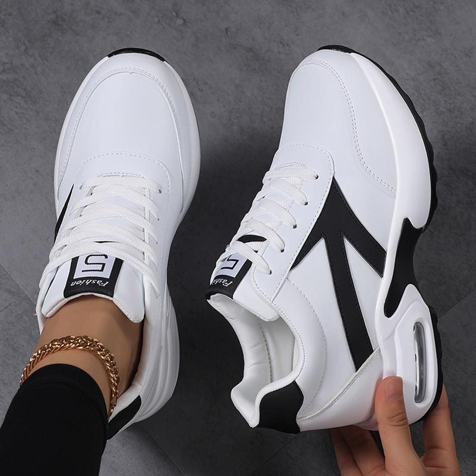 Women's Fashionable Height-Boosting Platform Sneakers -Casual Breathable Lace-Up, non-slip wear-resistant Shoes With Air Cushion Comfort For All Seasons.casual comfortable sports running shoes versatile basic style suitable for daily wear,JH.1016