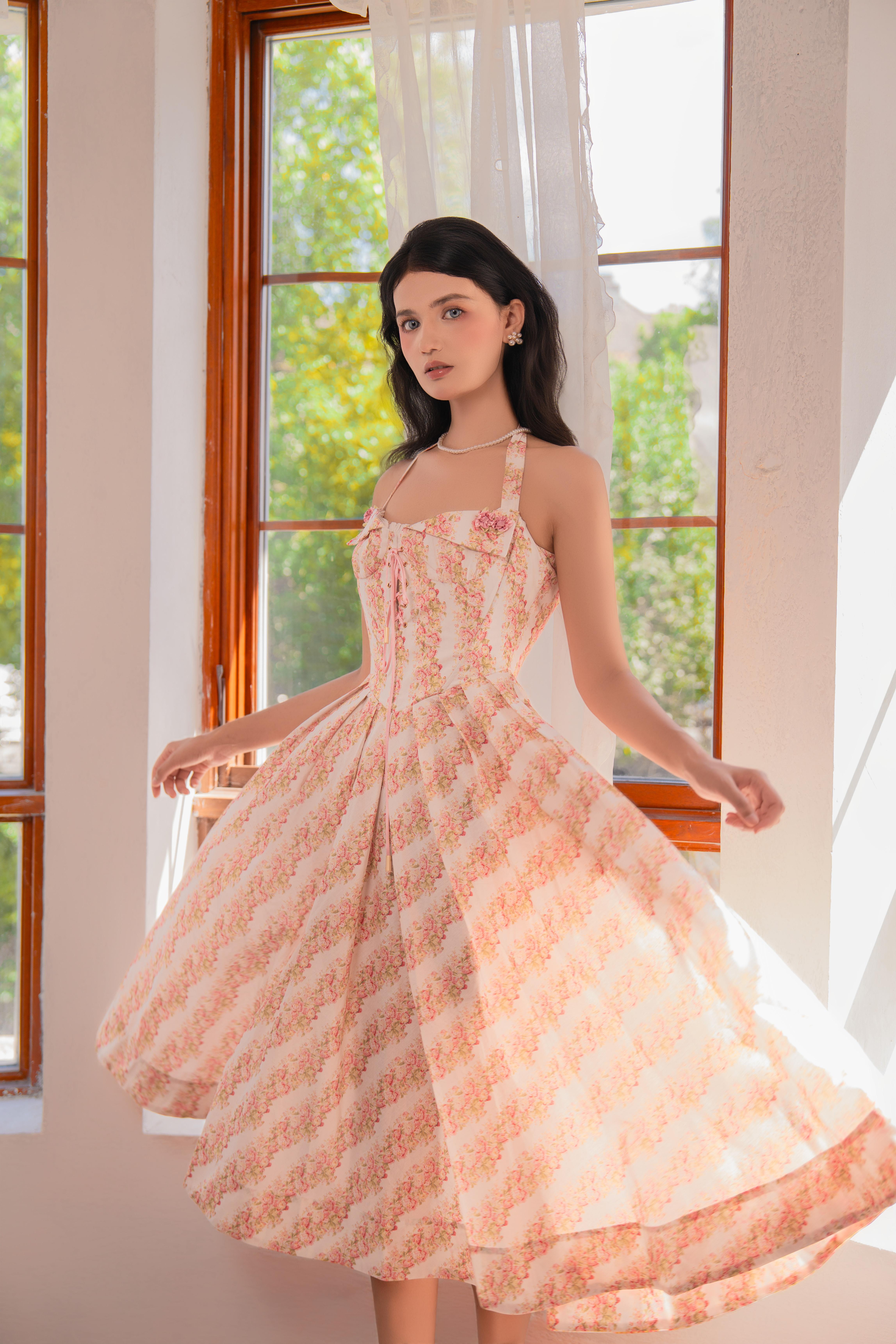 Enchanted Rose Corset Dress-LuminaVenus Dresses Prom Floral Dress Curvy Women Rave Aerie Sundress Tummy Flattering Elegantoutfits Bridesmaid Modest Outfits Black Women Dress Elegant Fall Tube Long Dress  Dress Silk Drape