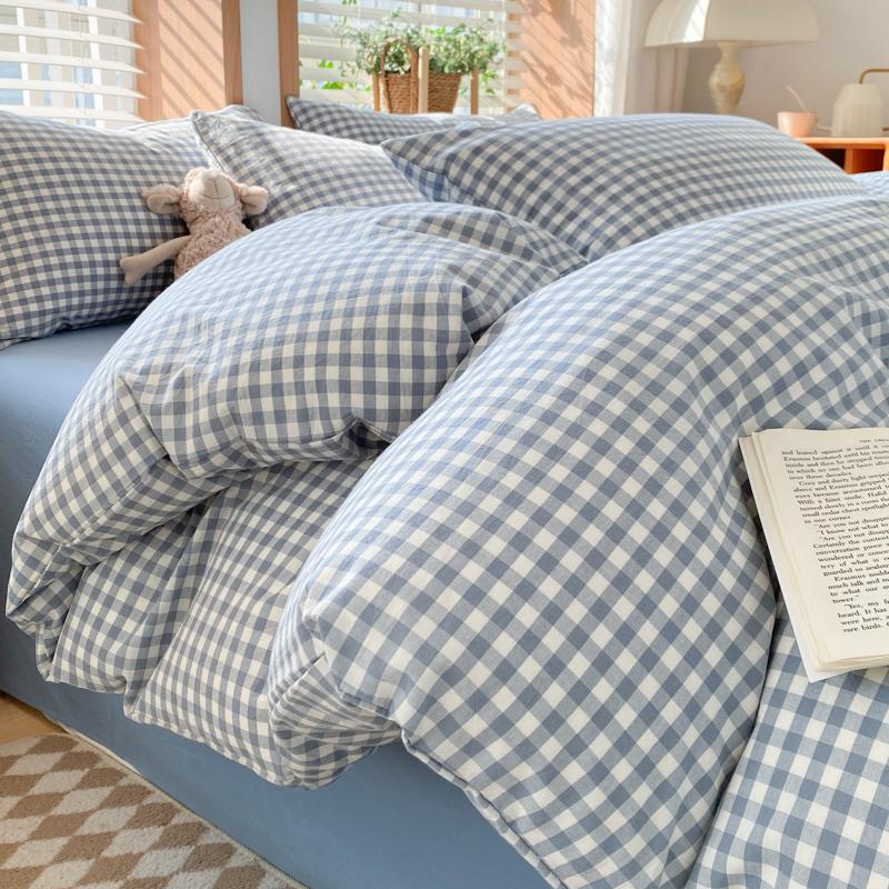 3-Piece Classic Plaid Bedding Set in Blue, Includes Duvet Cover & Pillowcases, Soft Comfortable Bedding for Home Bedroom