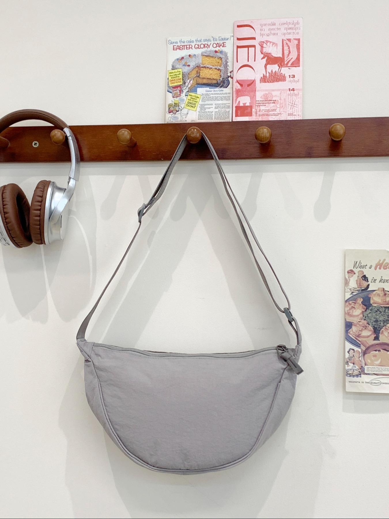 Smart Moon Shape Bag, Adjustable Shoulder Strap Mini Bag, Lightweight Waterproof Nylon Material, Zipper Closure, Casual Crossbody Bag for Everyday Use