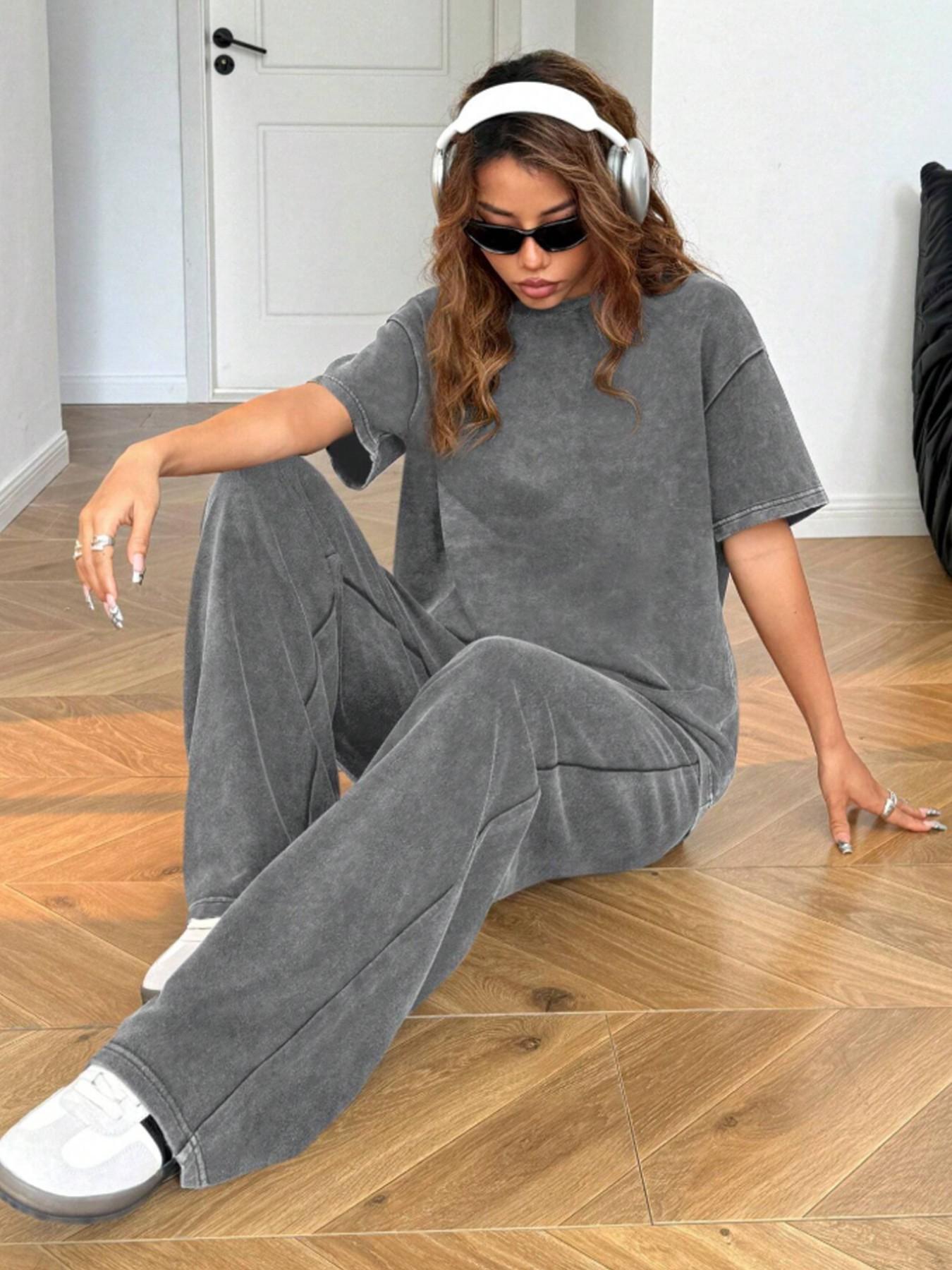 Women's Casual Everyday Acid-Wash Vintage Street-Style Soft Cotton Two-Piece Set, Loose-Fit Round-Neck Short-Sleeve T-Shirt and Wide-Leg Pants Women's Casual Everyday Acid-Wash Vintage Street-Style Soft Cotton Two-Piece Set, Loose-Fit Round-Neck Short-Sleeve T-Shirt and Wide-Leg Pants