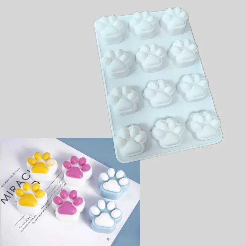 12-Compartment DIY Silicone Cat Paw Mold, Food Grade Baking Mold, Easy Clean, Semi-3D Cute Cat Paw Cake Mold, Soap & Gypsum Mold