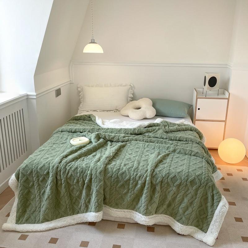 Diamond-Patterned Thickened Shearling Multi-Functional Blanket Soft and cozy double-layer winter blanket, bedspread, bedroom and restful sleep, Christmas gift, holiday gift Warm Blanket