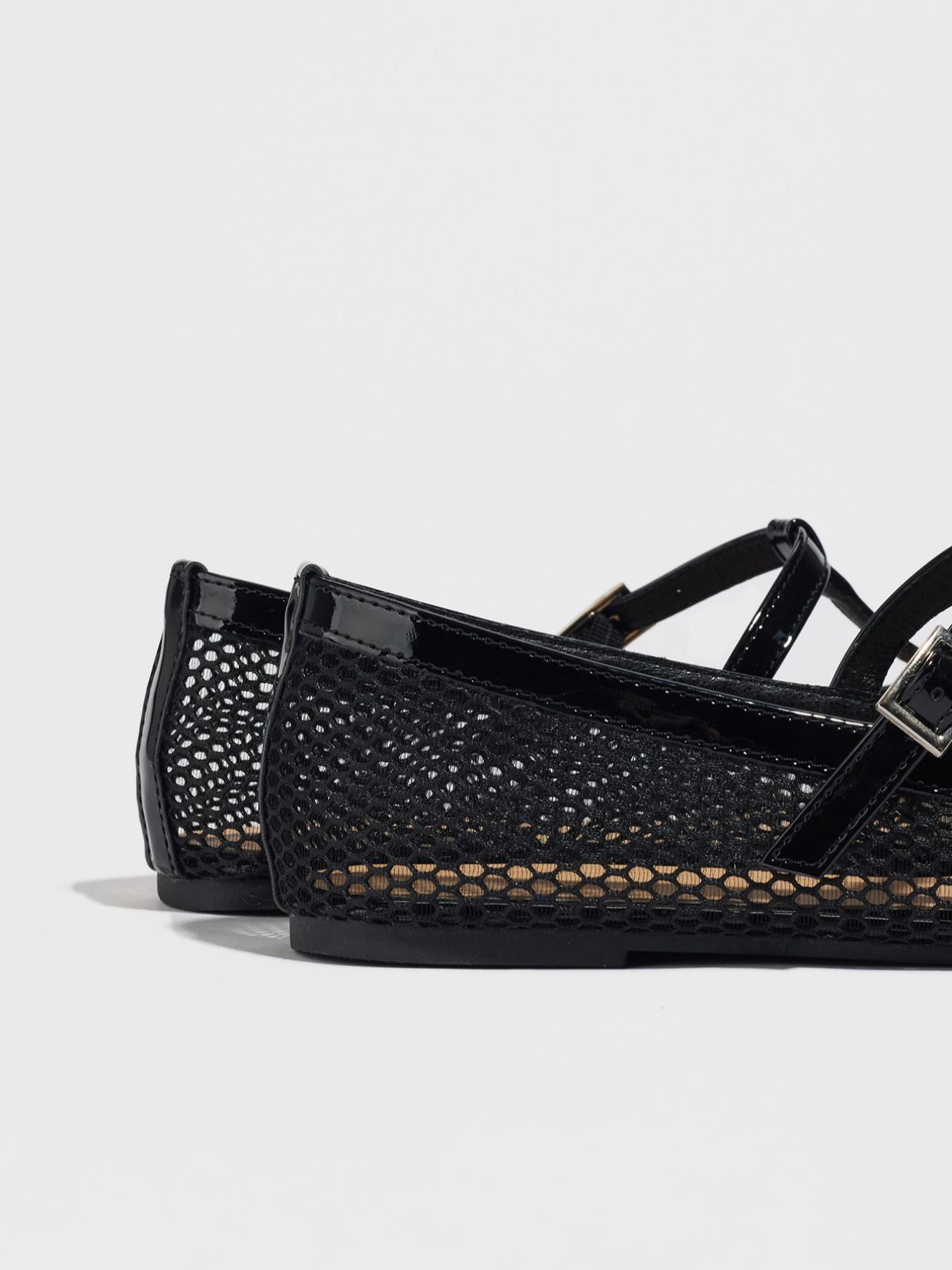 Women's Mesh Slip-On Sandals, Breathable Summer Beach Shoes, Casual Medium Width, Comfortable Rubber Sole, Perfect for Outdoor Activities, Breathable Flats